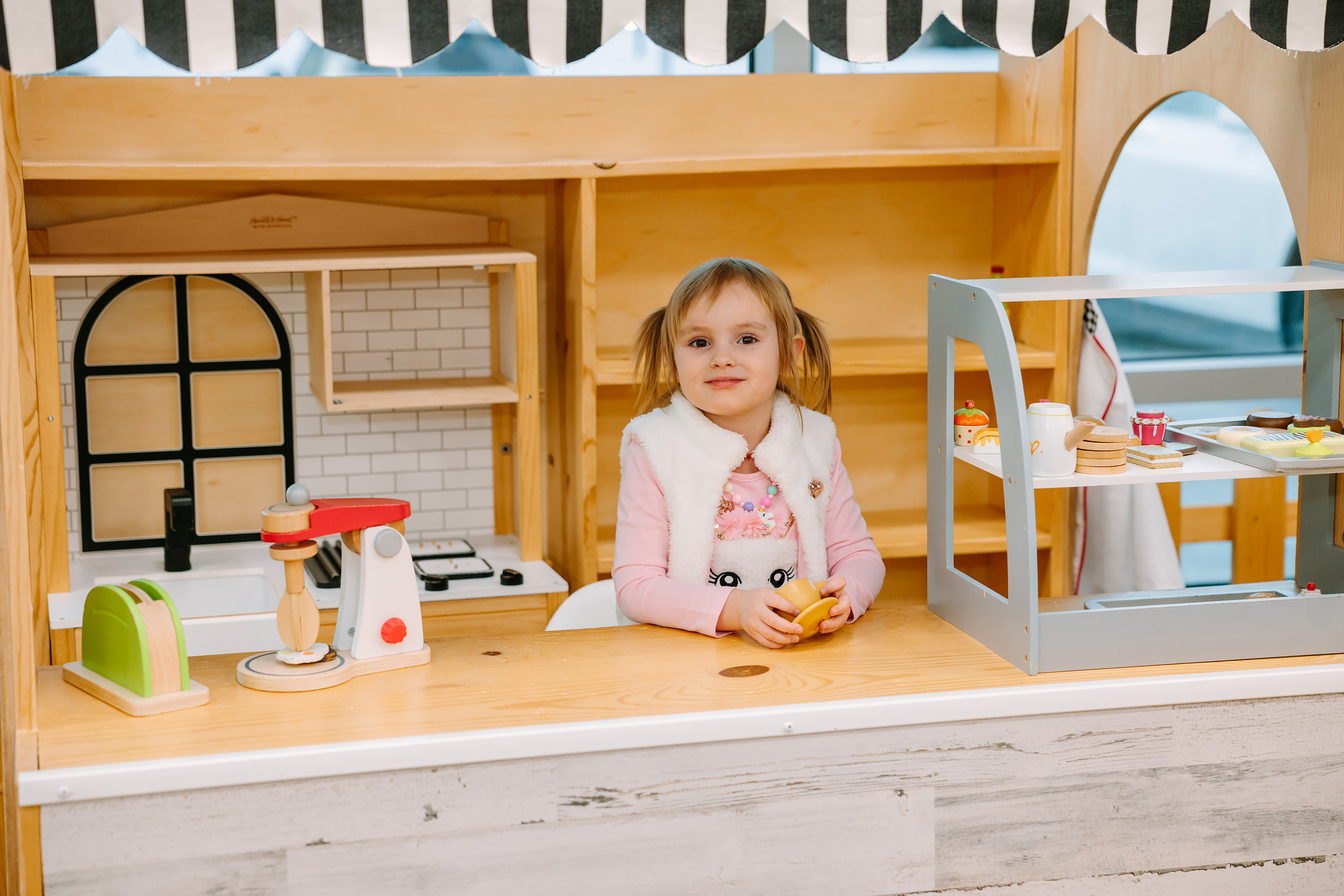 02.19.2022 Birthday Party. Wedding family event photographer in Chicago Nick Yushevich