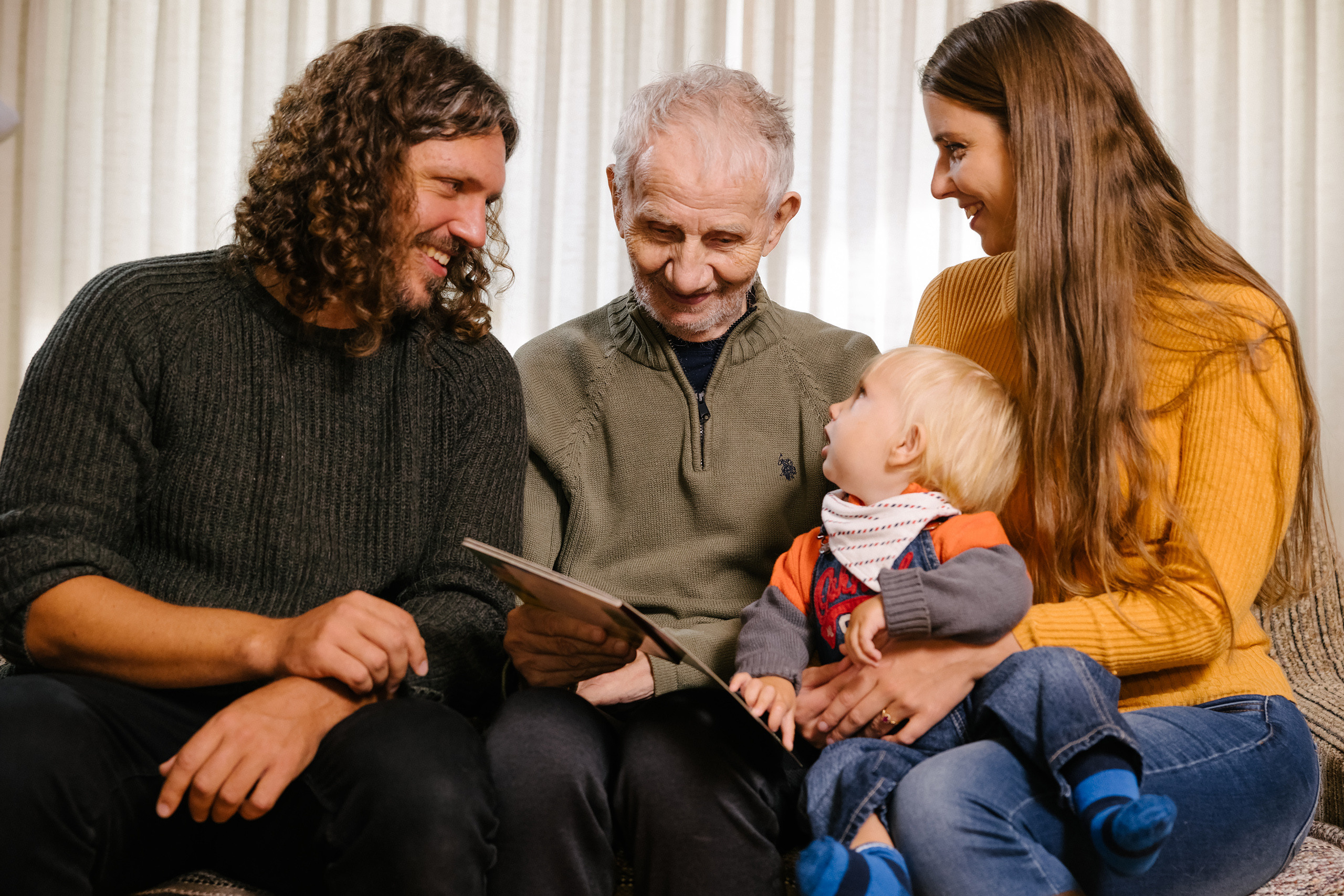 03082022 Family Photoshoot. Wedding family event photographer in Chicago Nick Yushevich