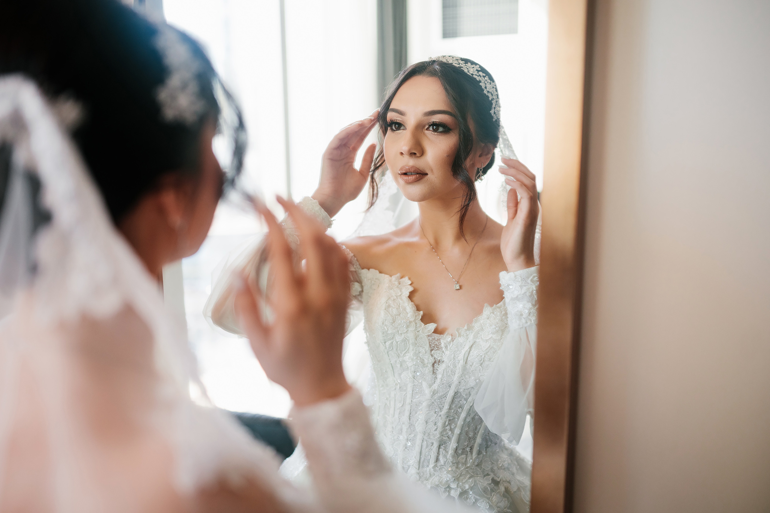 12.17.2021 Wedding. Wedding family event photographer in Chicago Nick Yushevich