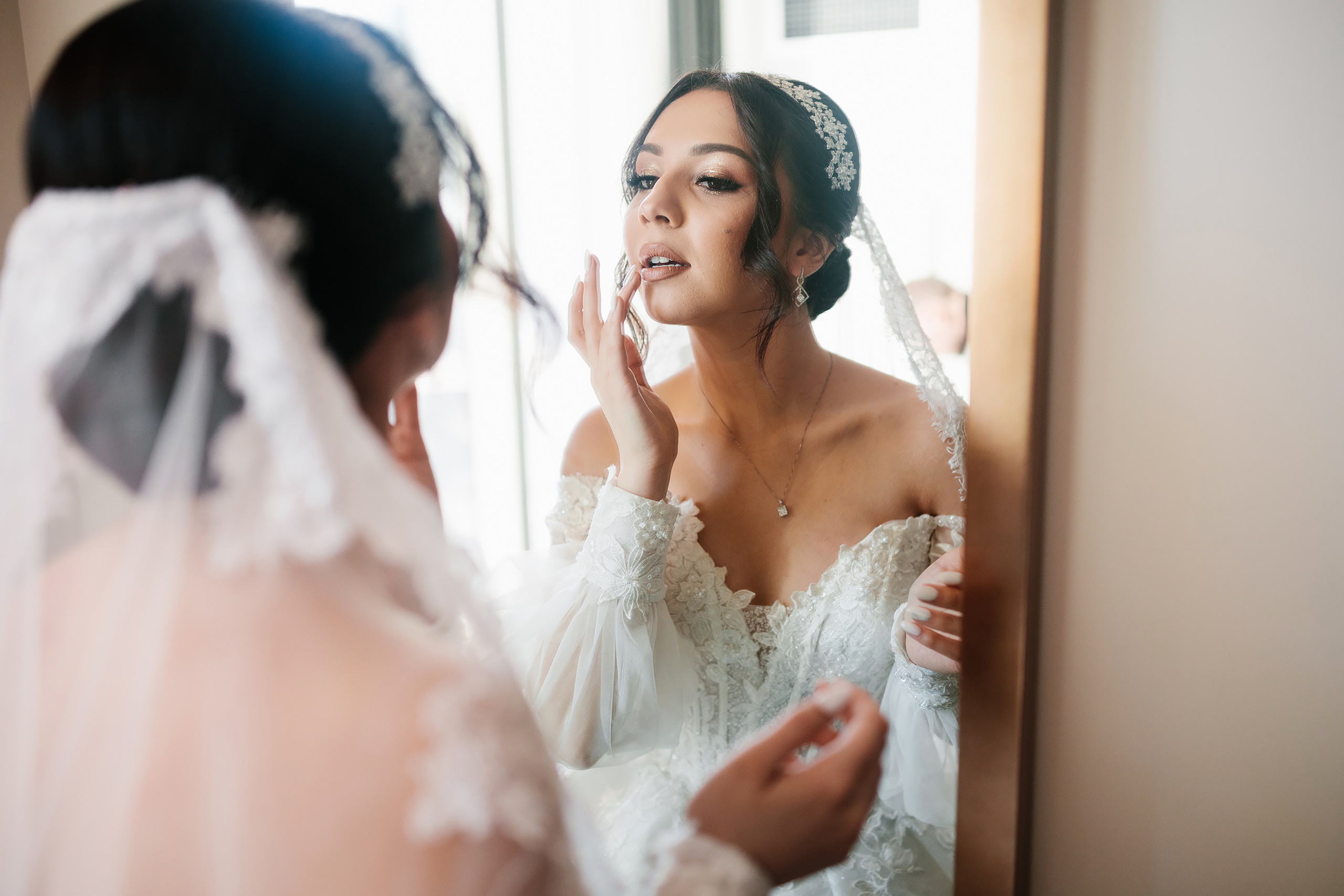 12.17.2021 Wedding. Wedding family event photographer in Chicago Nick Yushevich