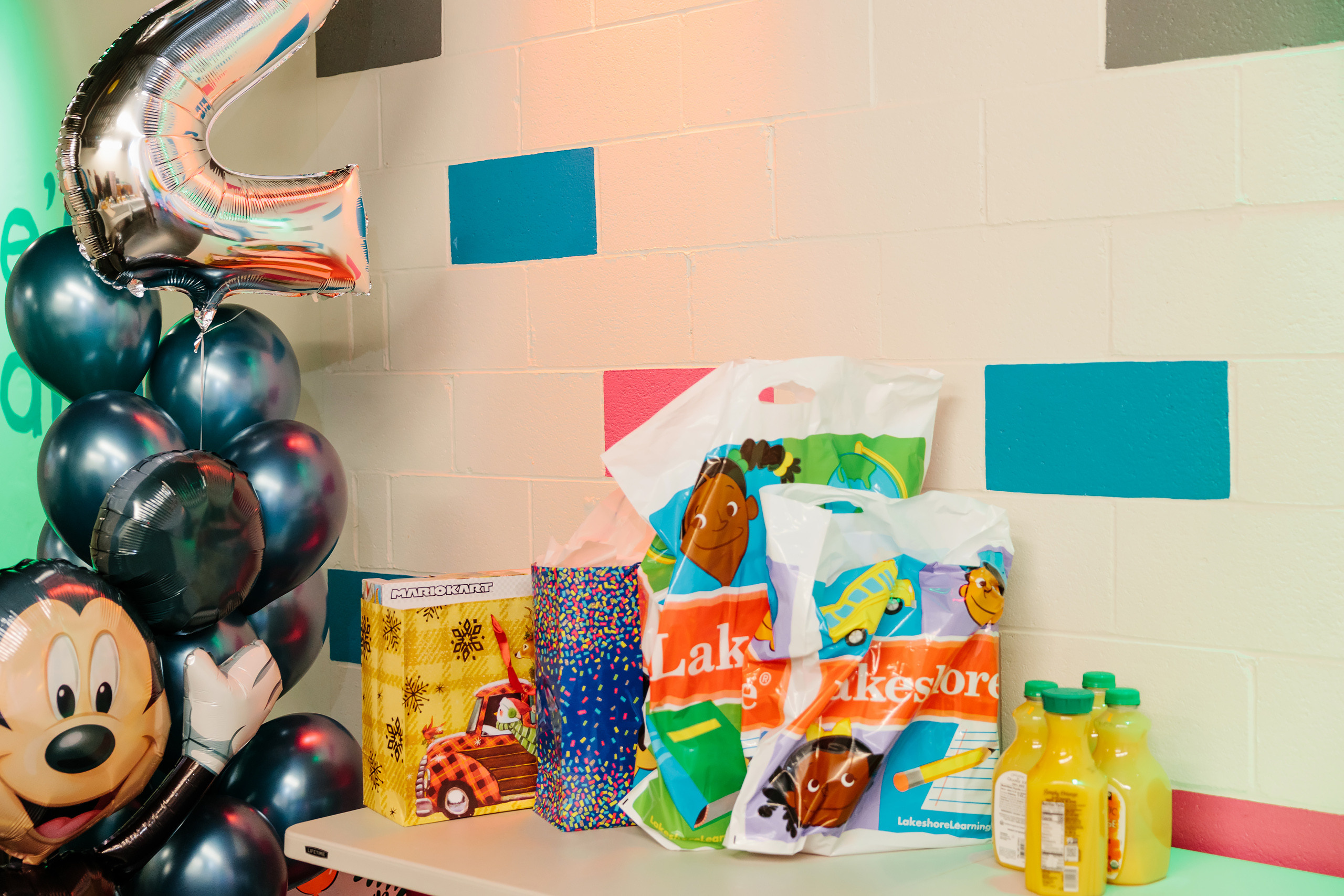 12.18.2021 Birthday Party. Wedding family event photographer in Chicago Nick Yushevich