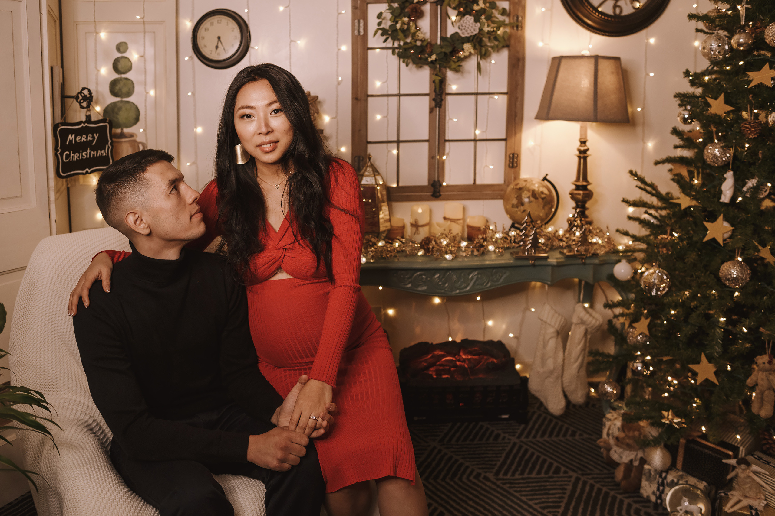 12192021 Christmas Photoshoot 16. Wedding family event photographer in Chicago Nick Yushevich