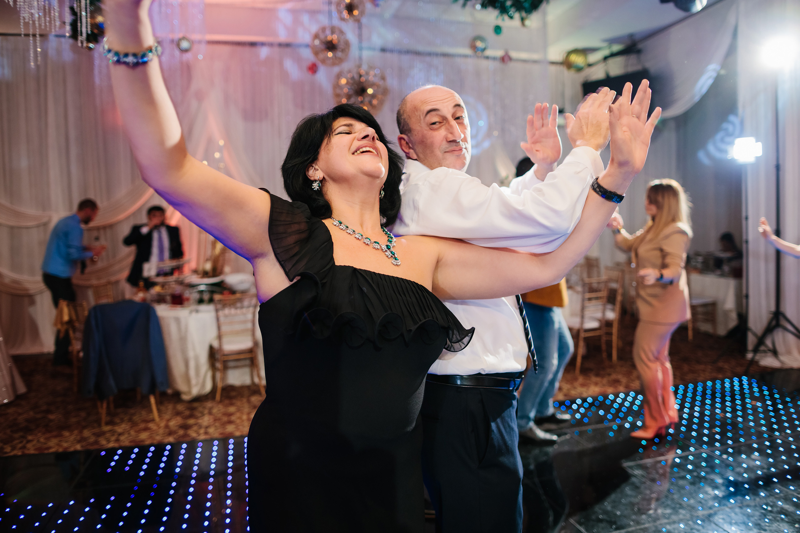 12.17.2021 Wedding. Wedding family event photographer in Chicago Nick Yushevich