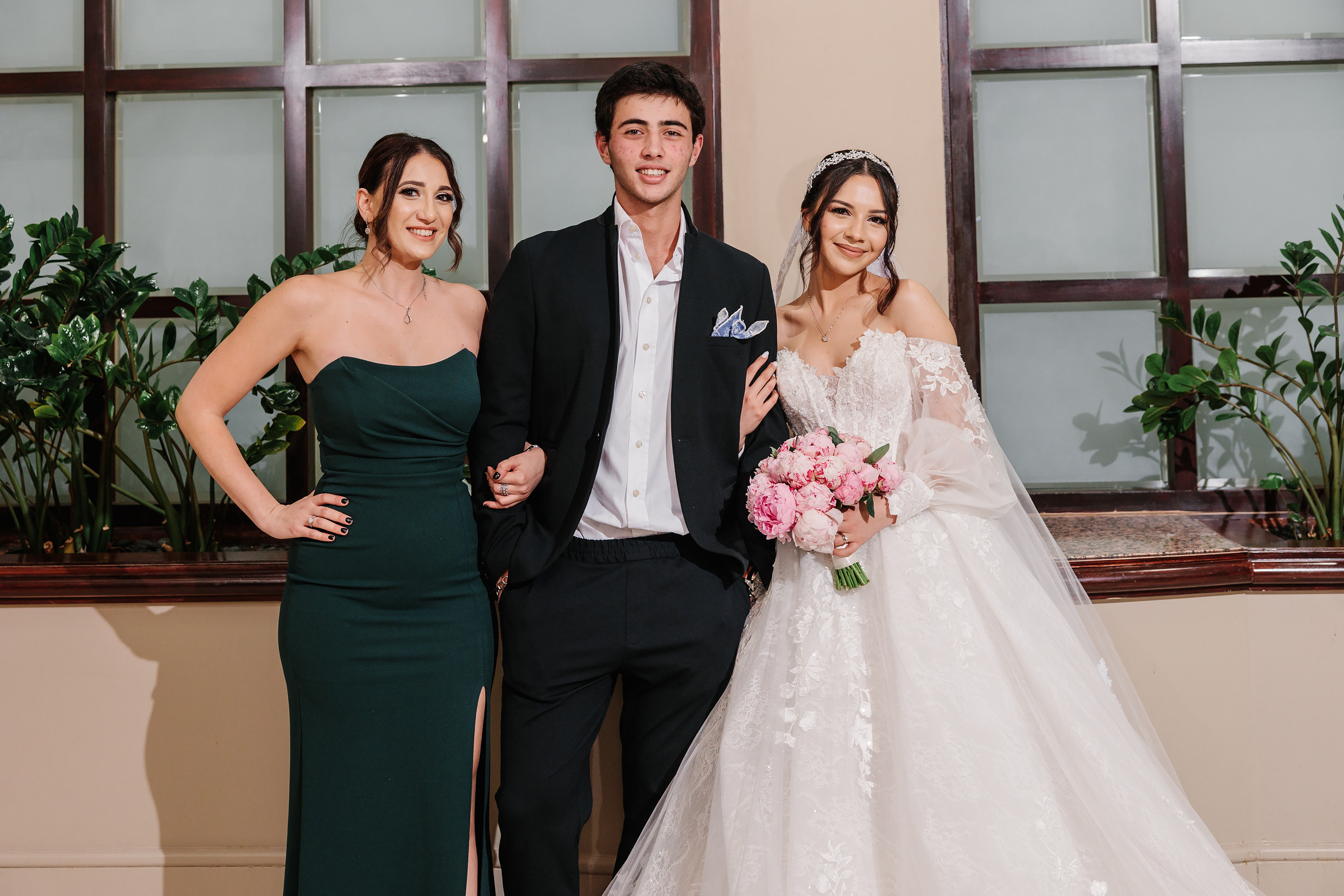 12.17.2021 Wedding. Wedding family event photographer in Chicago Nick Yushevich