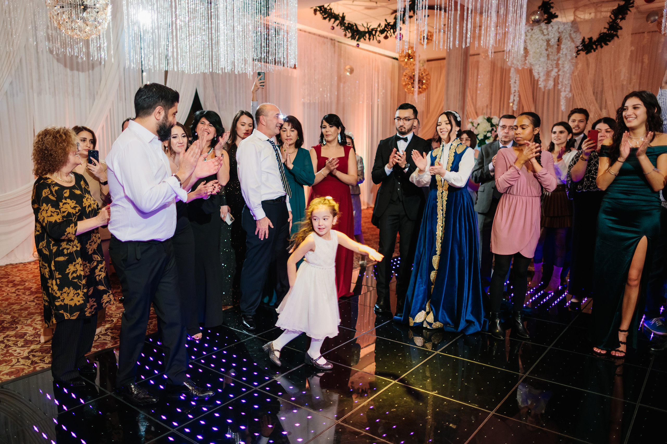 12.17.2021 Wedding. Wedding family event photographer in Chicago Nick Yushevich