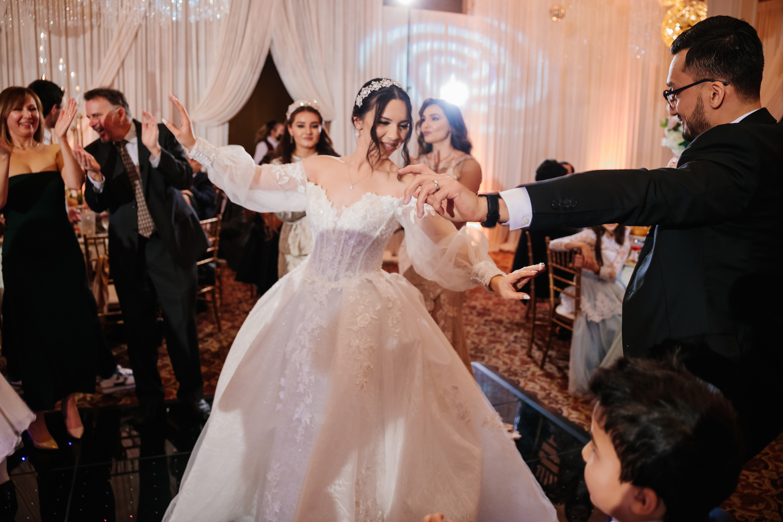 12.17.2021 Wedding. Wedding family event photographer in Chicago Nick Yushevich