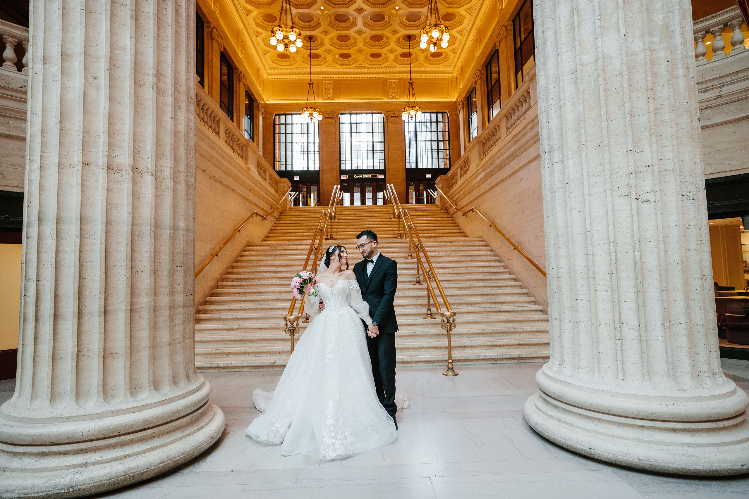 12.17.2021 Wedding. Wedding family event photographer in Chicago Nick Yushevich