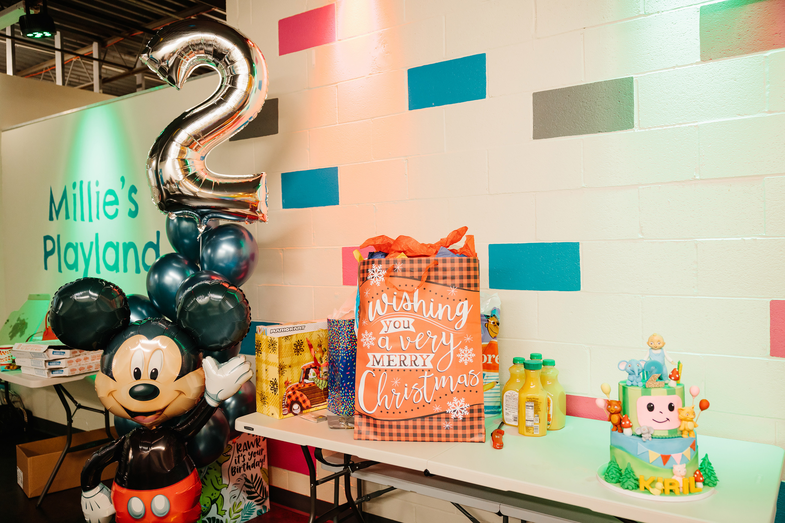 12.18.2021 Birthday Party. Wedding family event photographer in Chicago Nick Yushevich