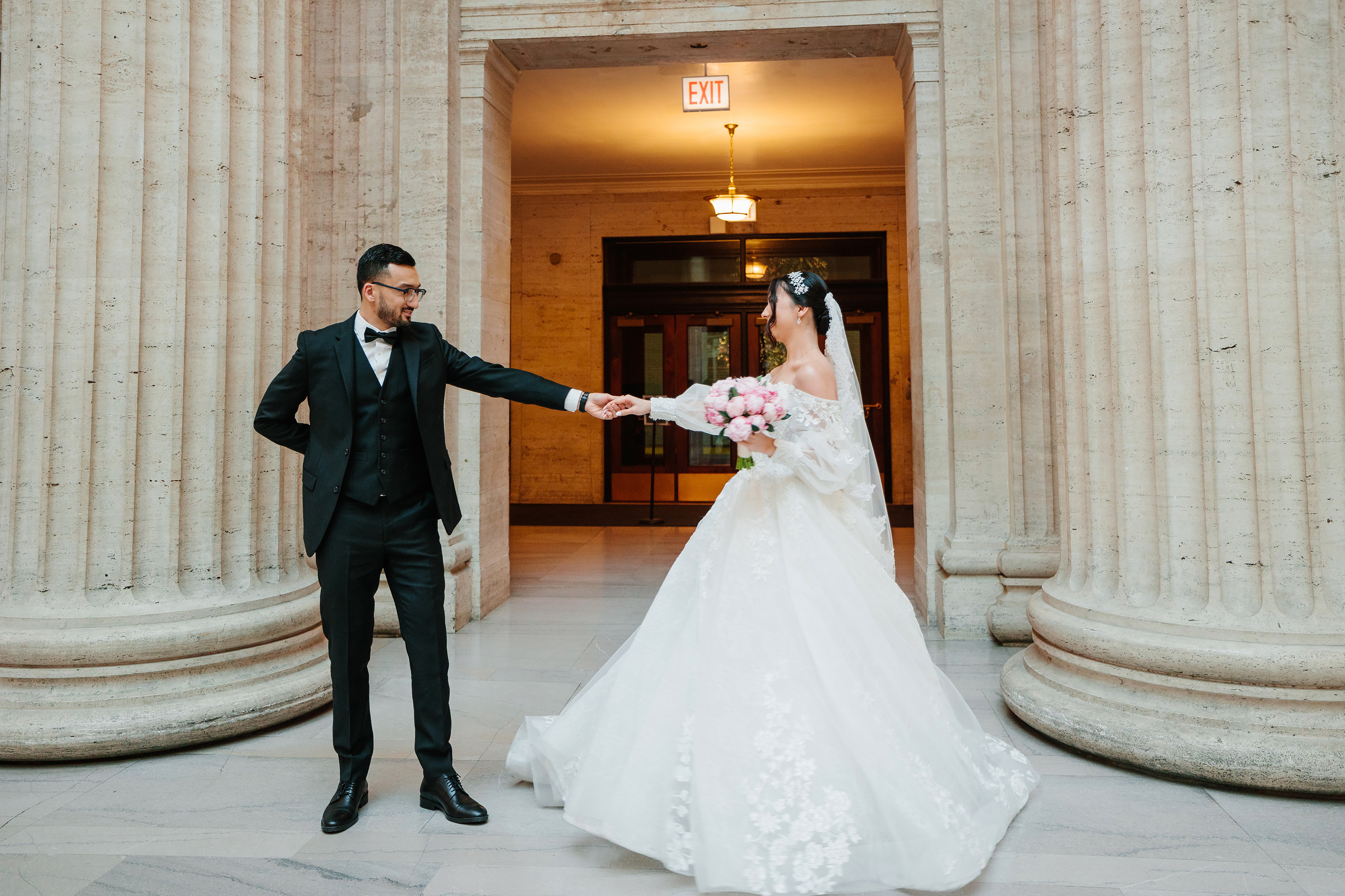 12.17.2021 Wedding. Wedding family event photographer in Chicago Nick Yushevich