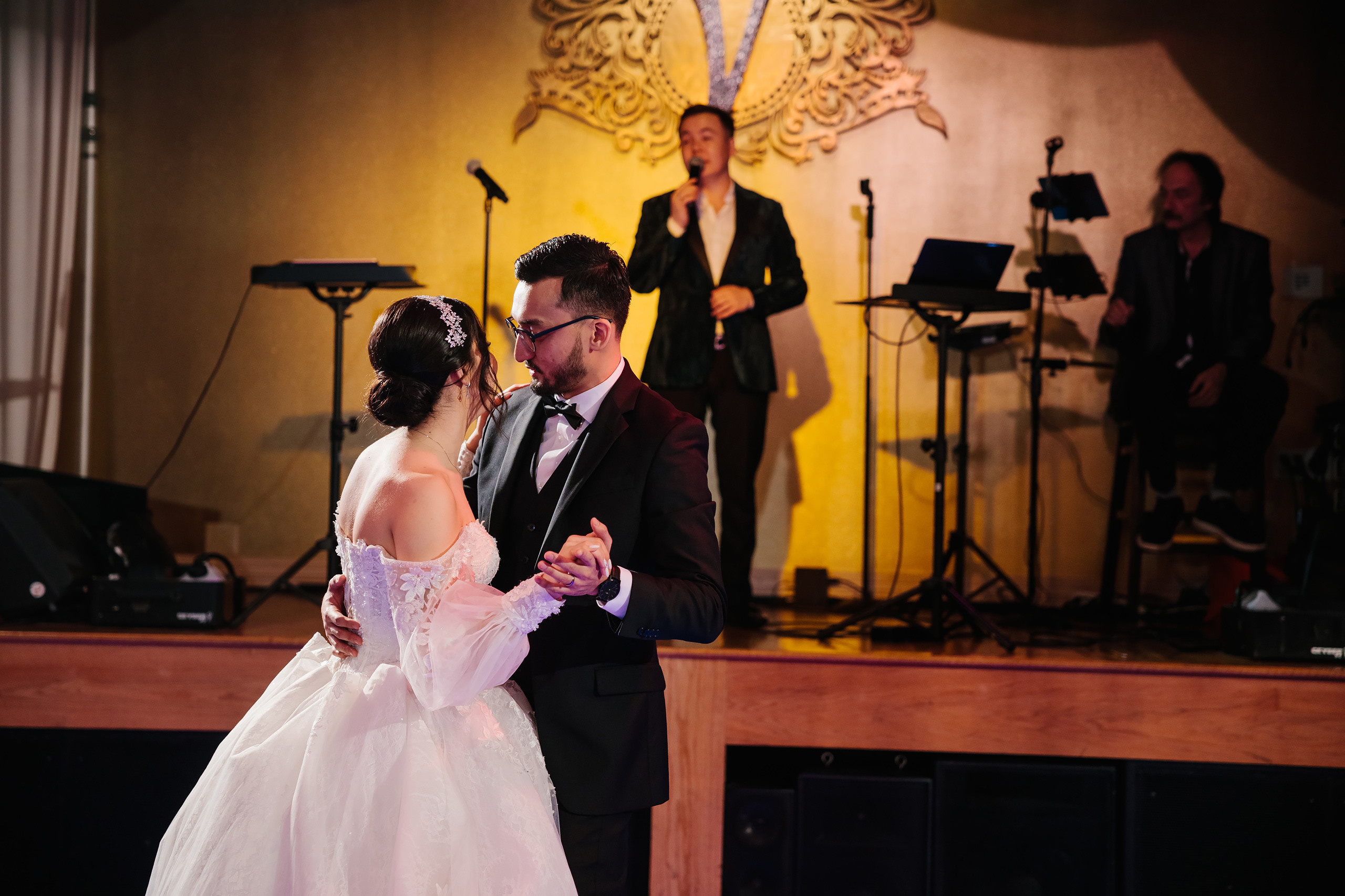 12.17.2021 Wedding. Wedding family event photographer in Chicago Nick Yushevich