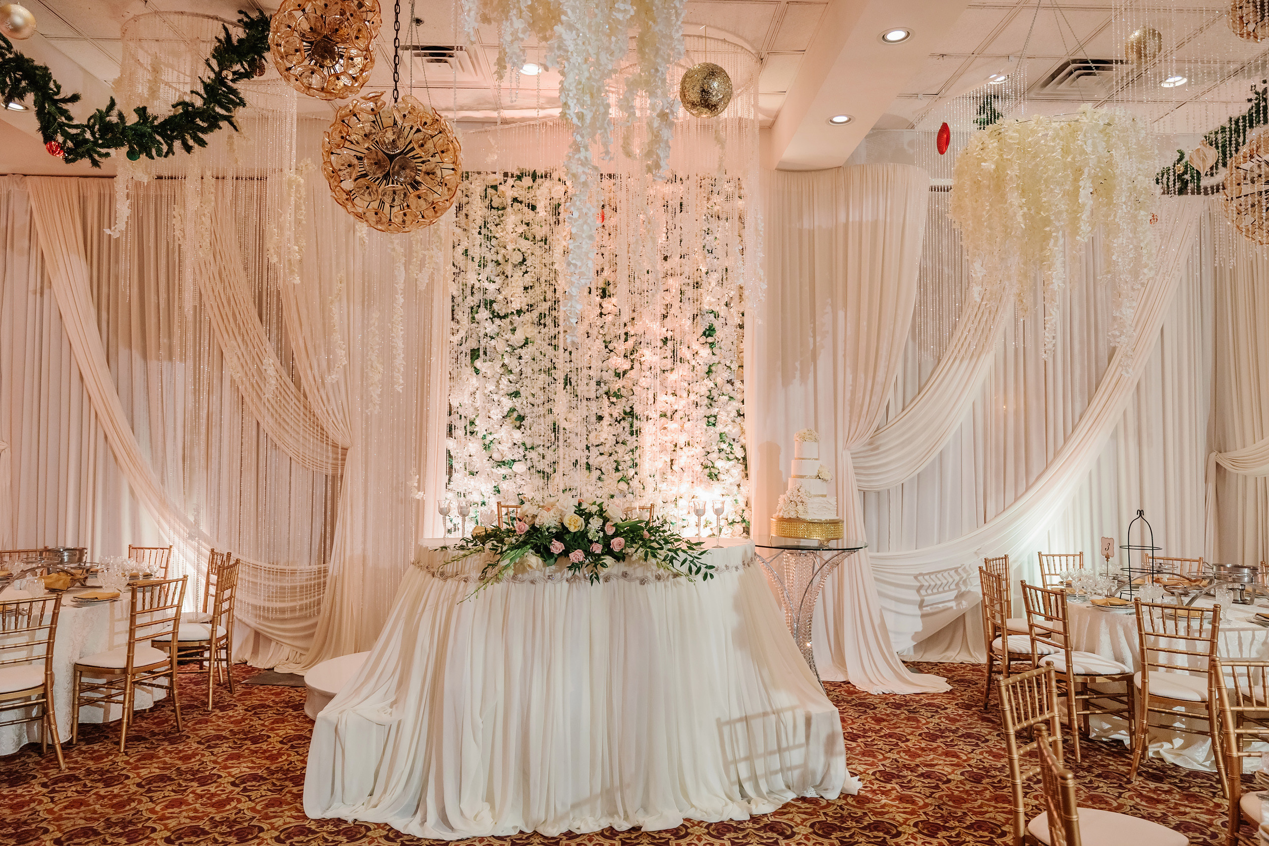 12.17.2021 Wedding. Wedding family event photographer in Chicago Nick Yushevich