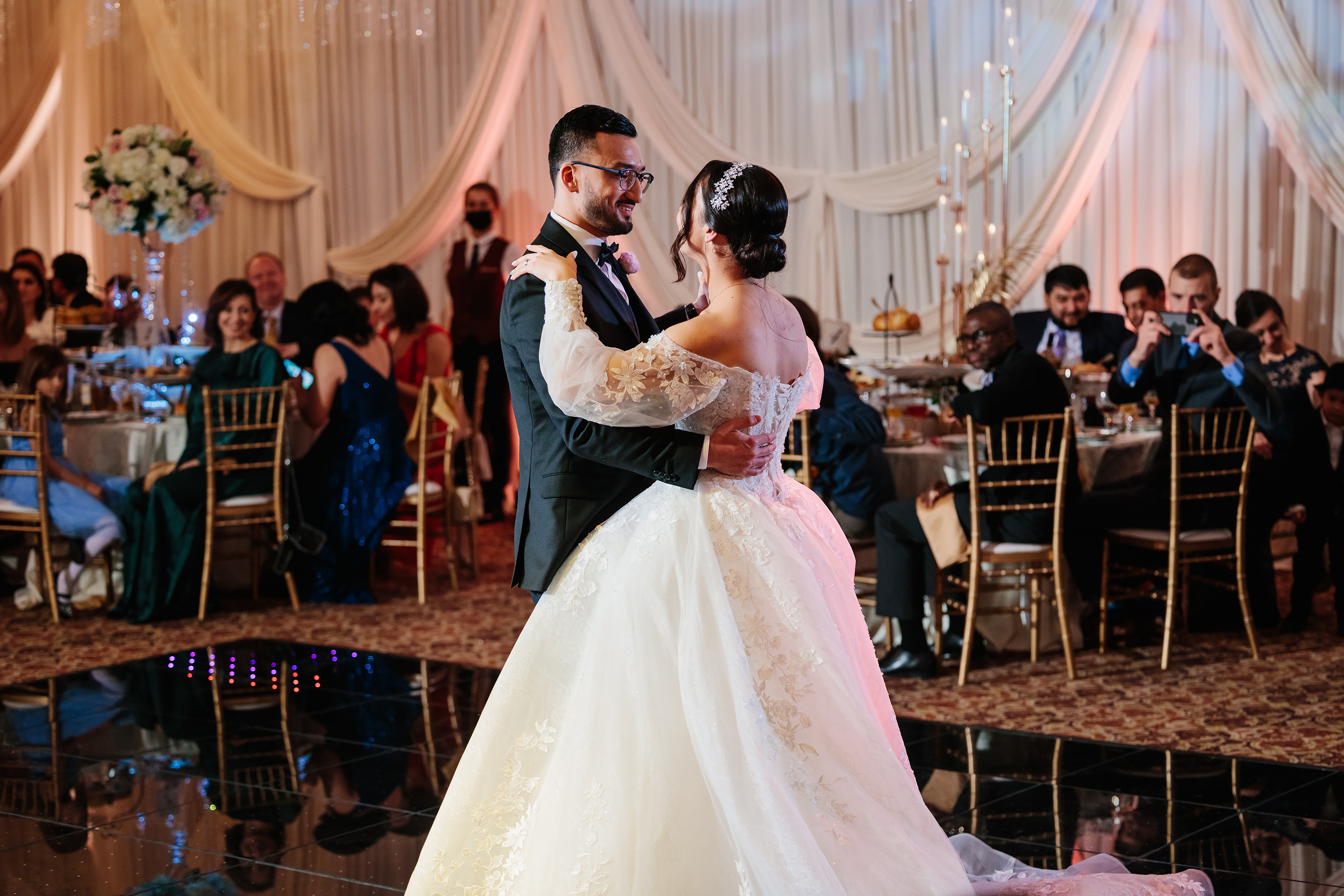 12.17.2021 Wedding. Wedding family event photographer in Chicago Nick Yushevich