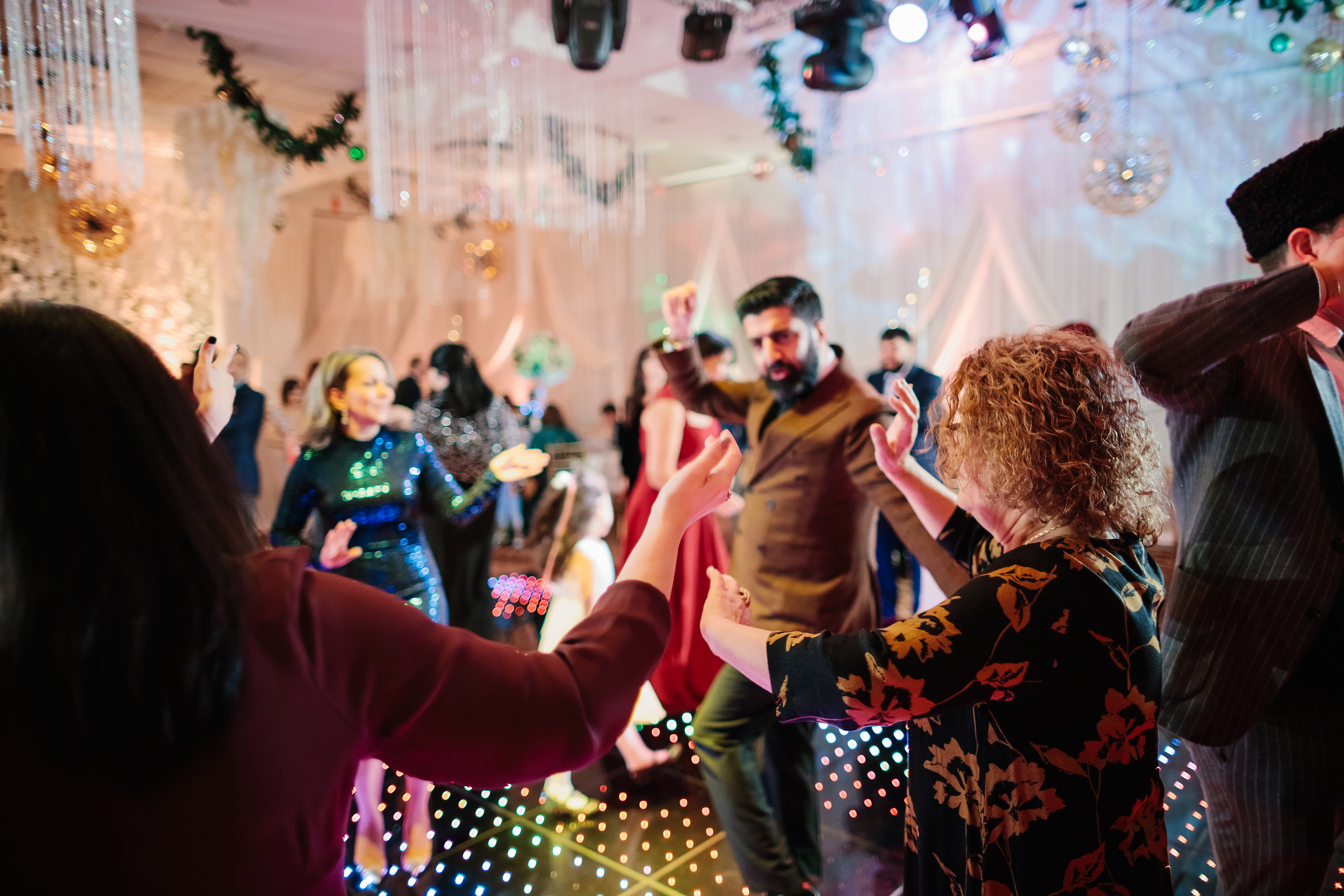 12.17.2021 Wedding. Wedding family event photographer in Chicago Nick Yushevich