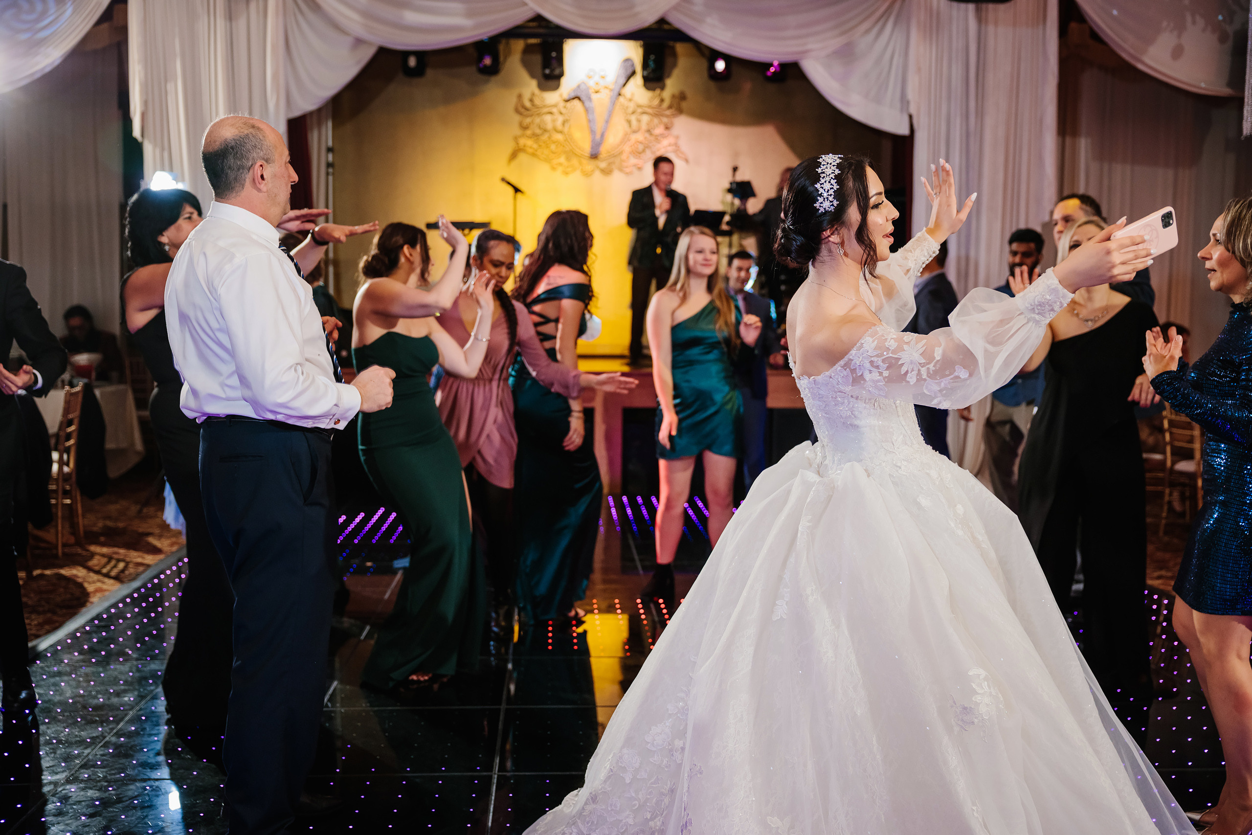 12.17.2021 Wedding. Wedding family event photographer in Chicago Nick Yushevich