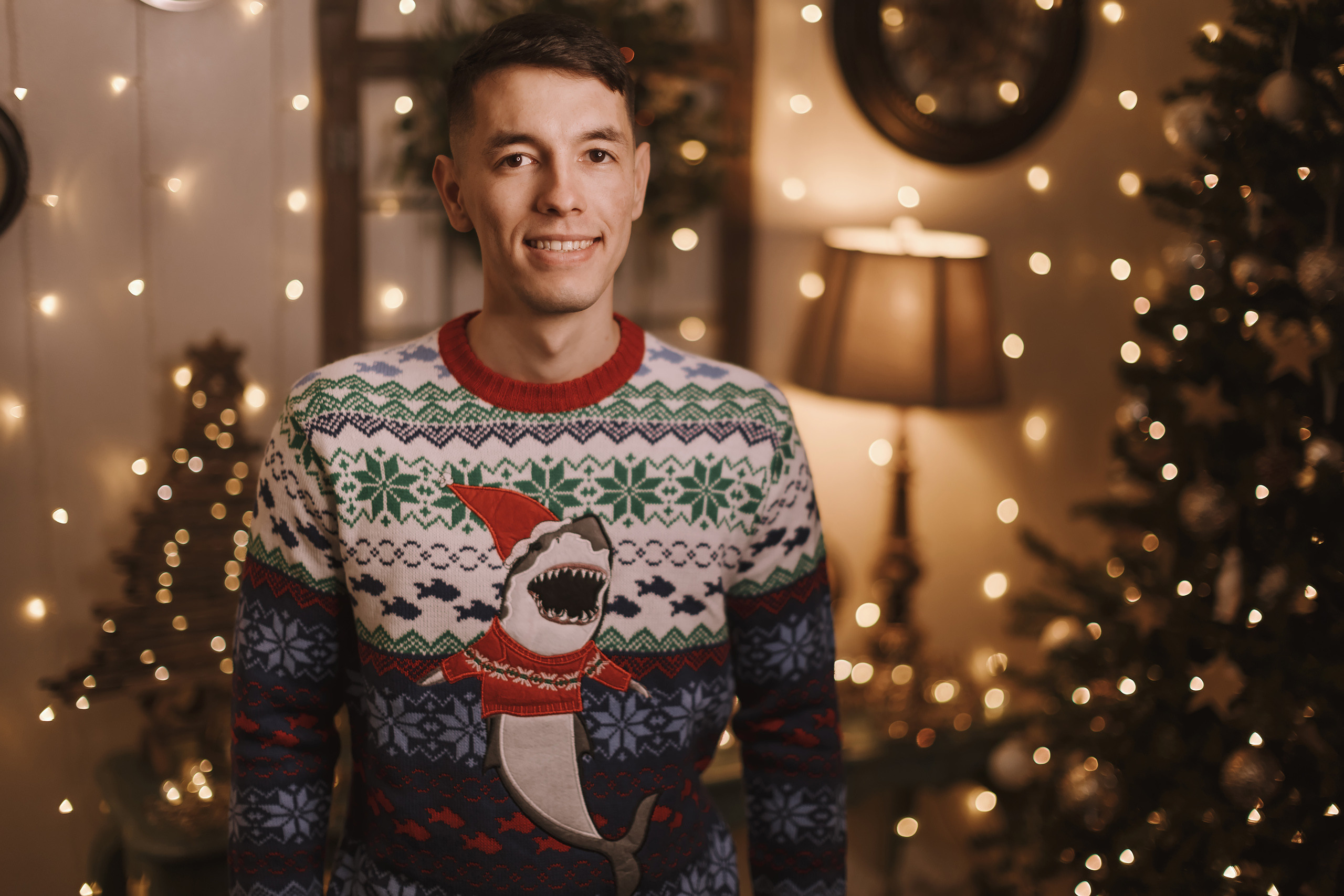 12192021 Christmas Photoshoot 16. Wedding family event photographer in Chicago Nick Yushevich