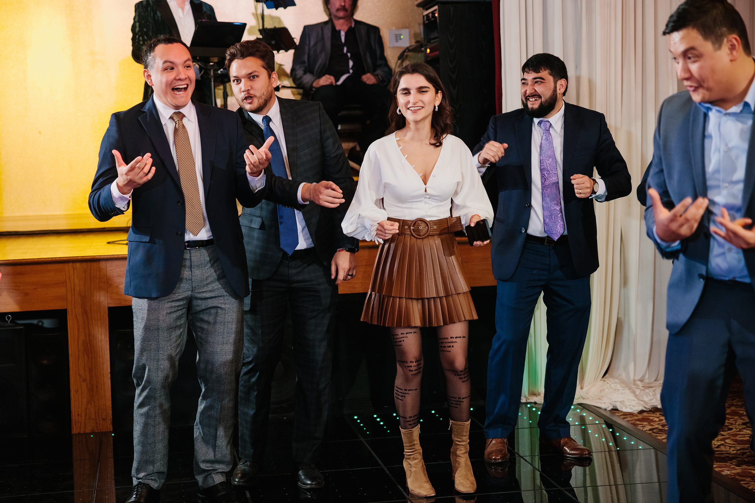 12.17.2021 Wedding. Wedding family event photographer in Chicago Nick Yushevich