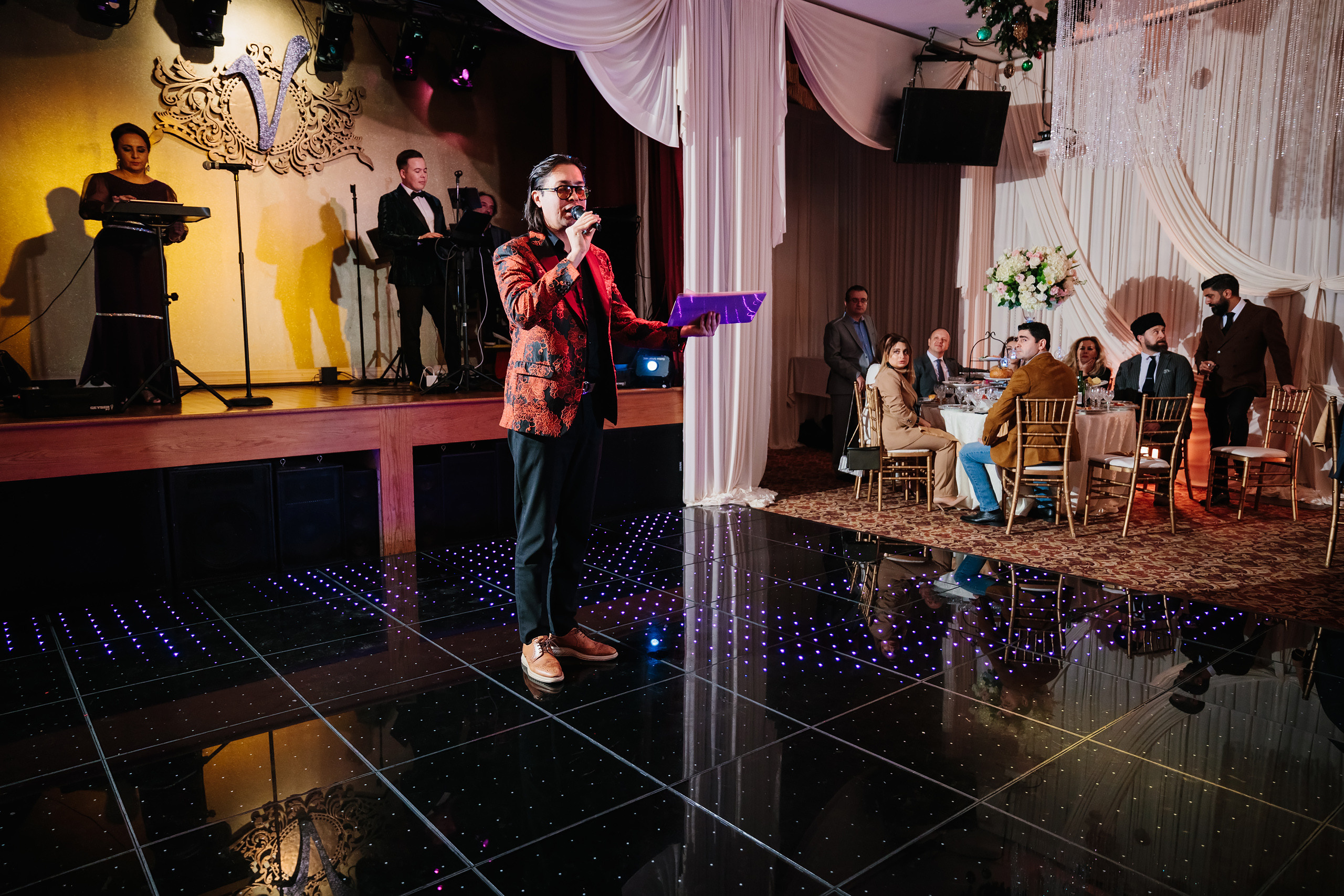 12.17.2021 Wedding. Wedding family event photographer in Chicago Nick Yushevich