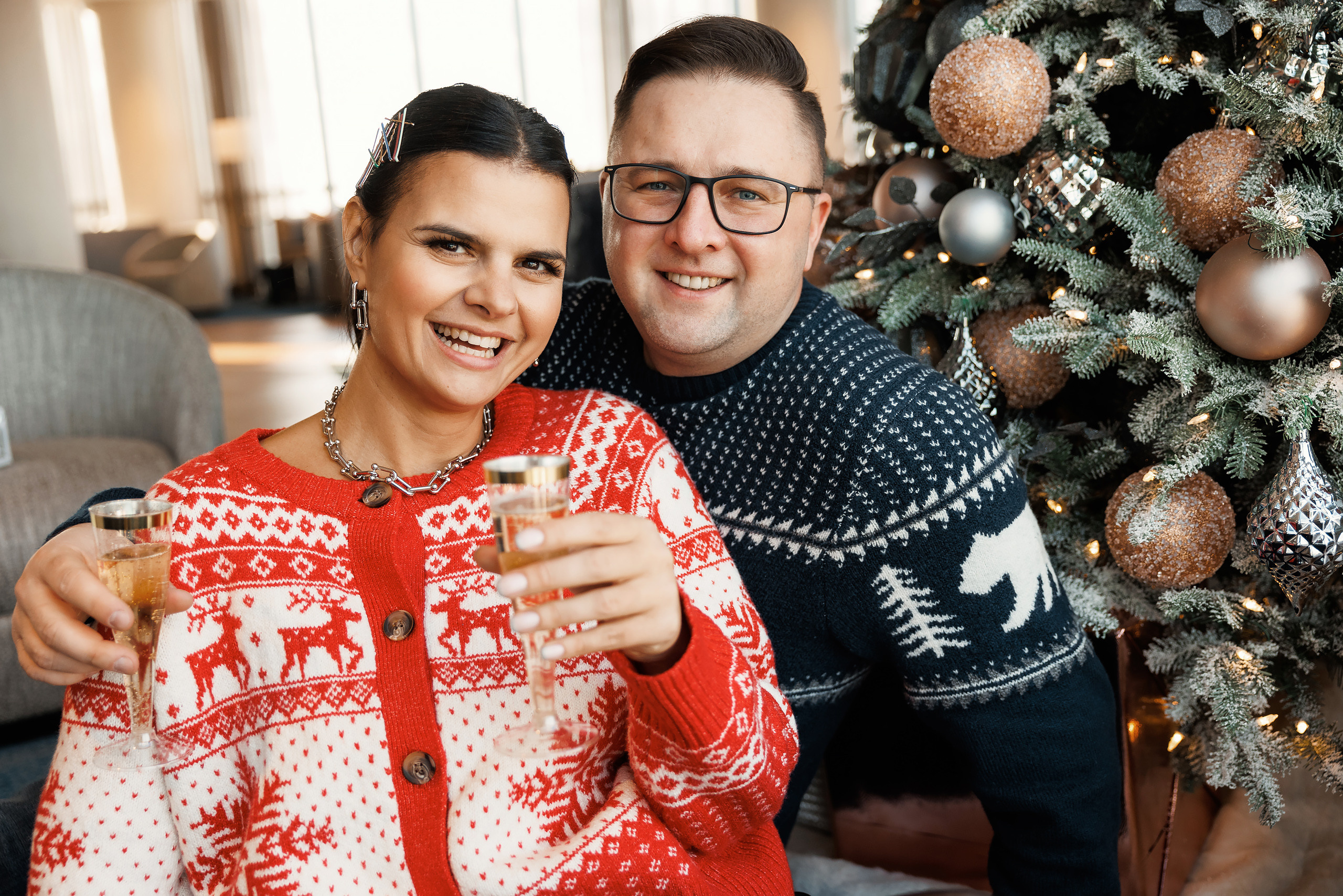 12192021 Christmas Photoshoot. Wedding family event photographer in Chicago Nick Yushevich