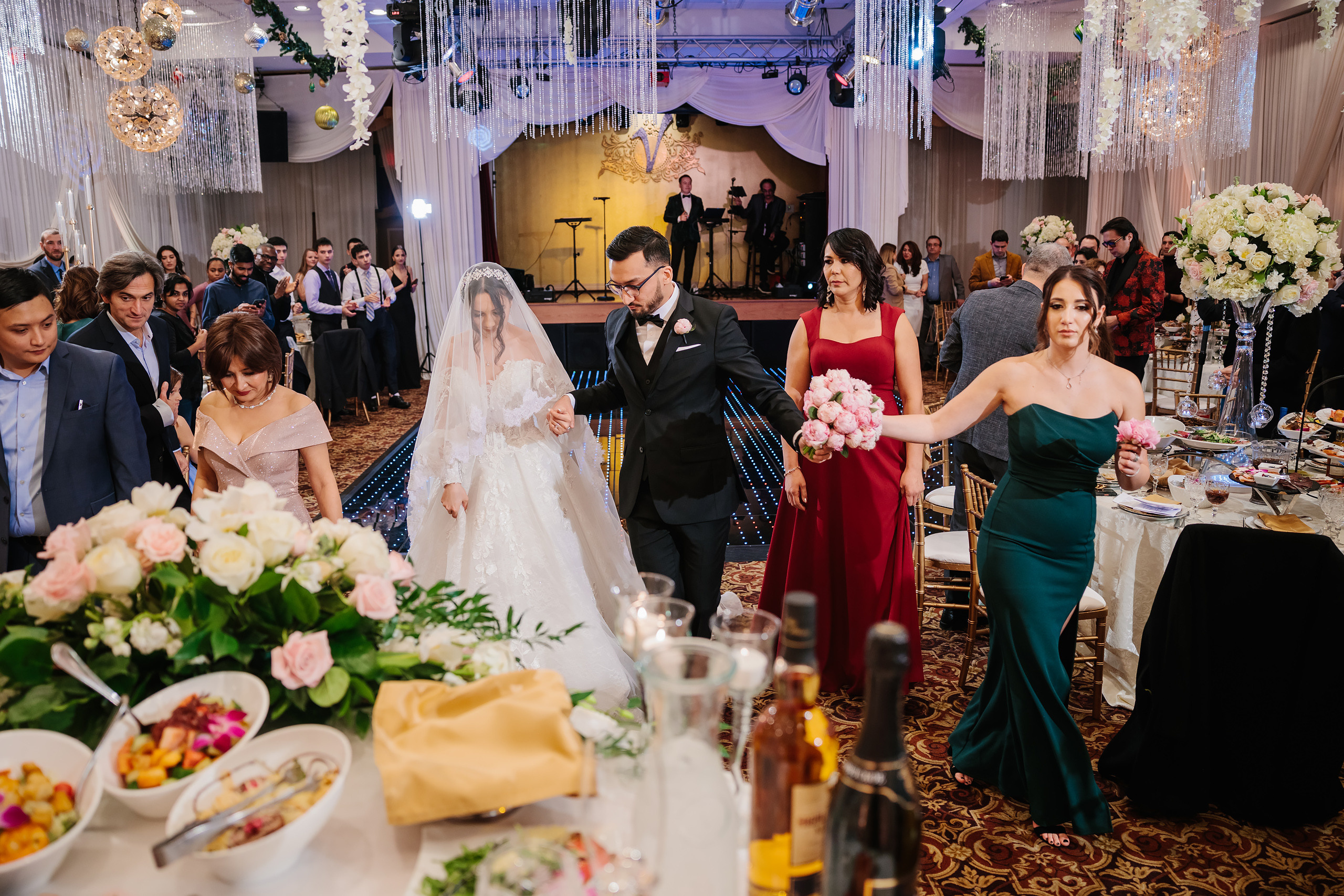 12.17.2021 Wedding. Wedding family event photographer in Chicago Nick Yushevich