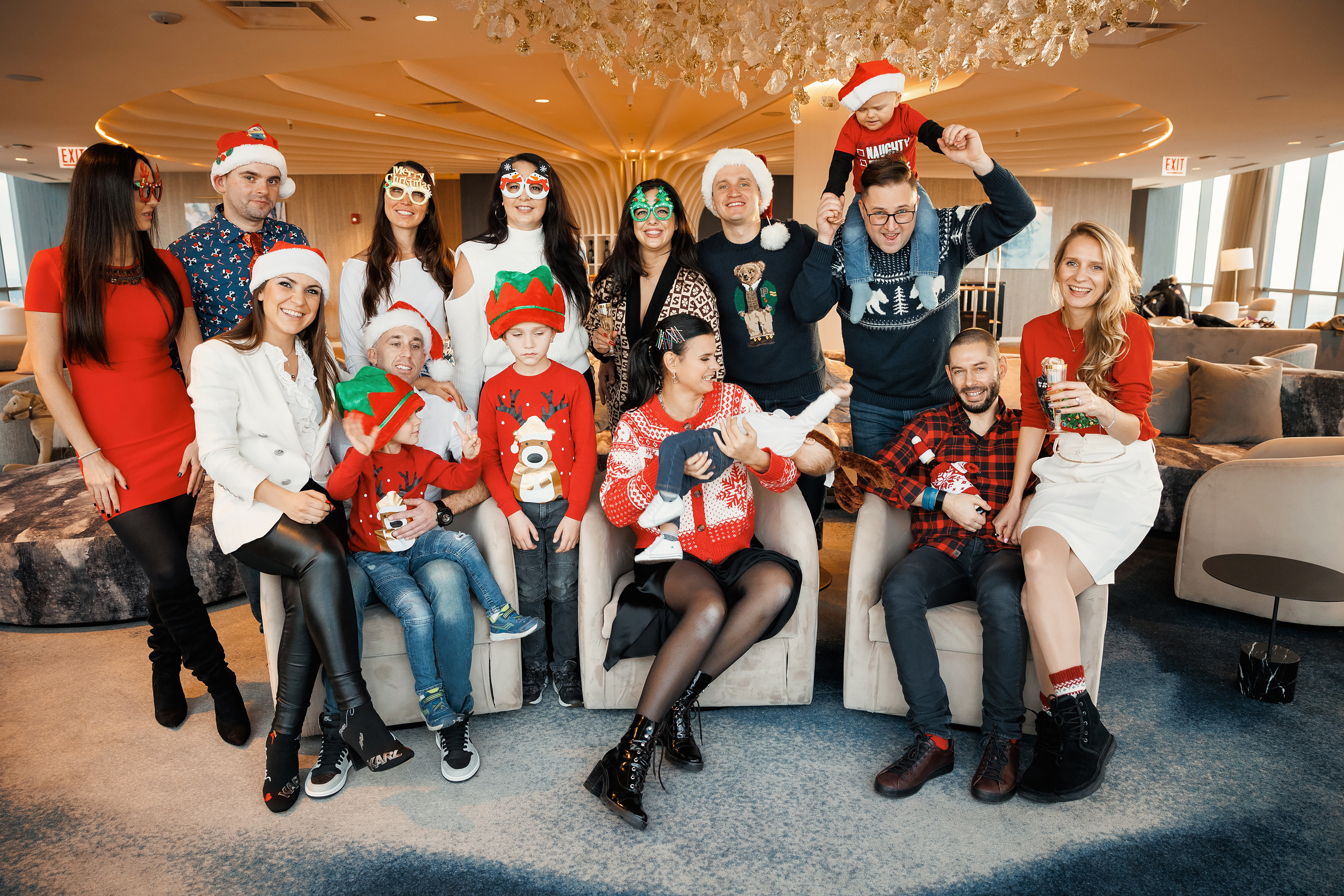 12192021 Christmas Photoshoot. Wedding family event photographer in Chicago Nick Yushevich