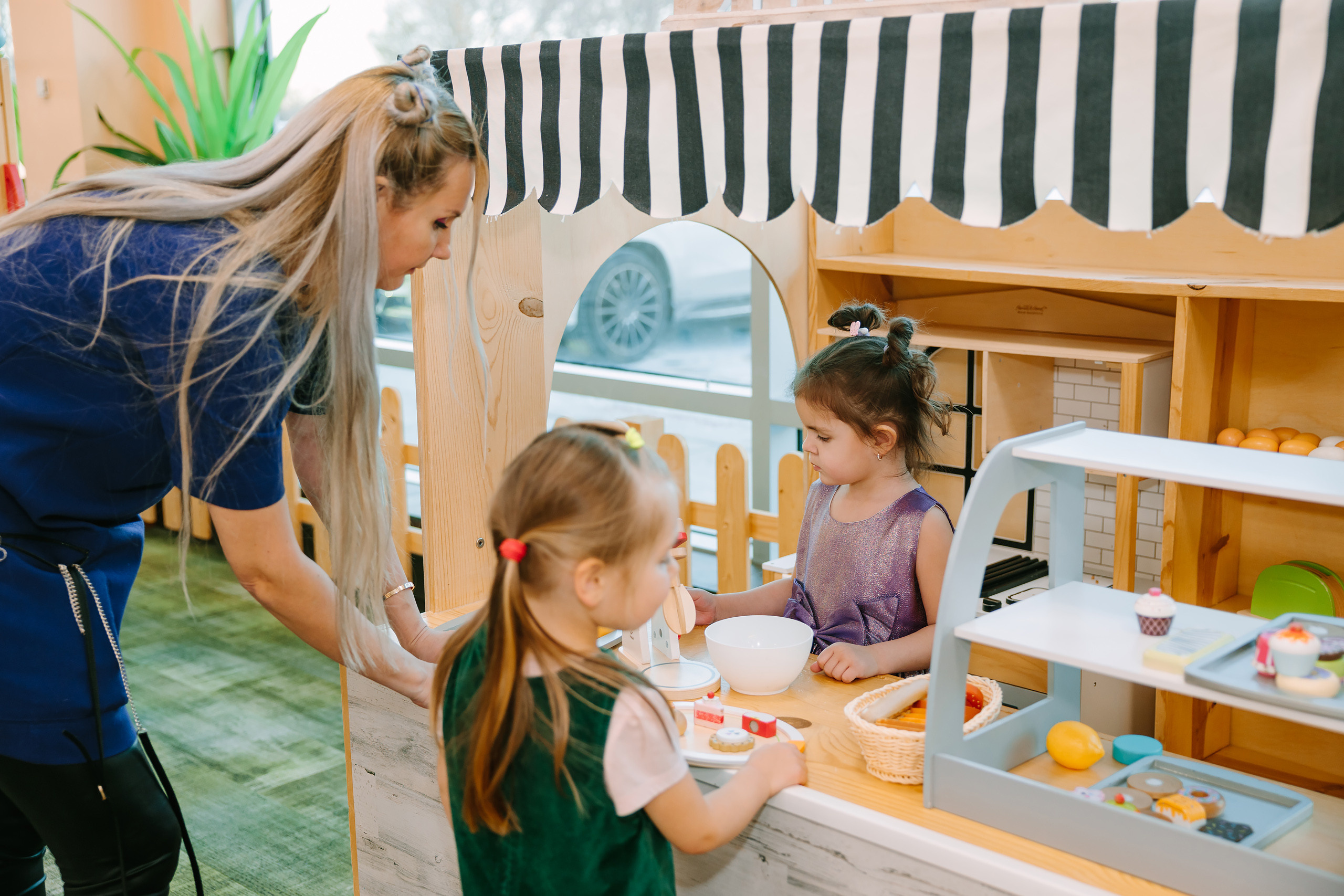 02.19.2022 Birthday Party. Wedding family event photographer in Chicago Nick Yushevich