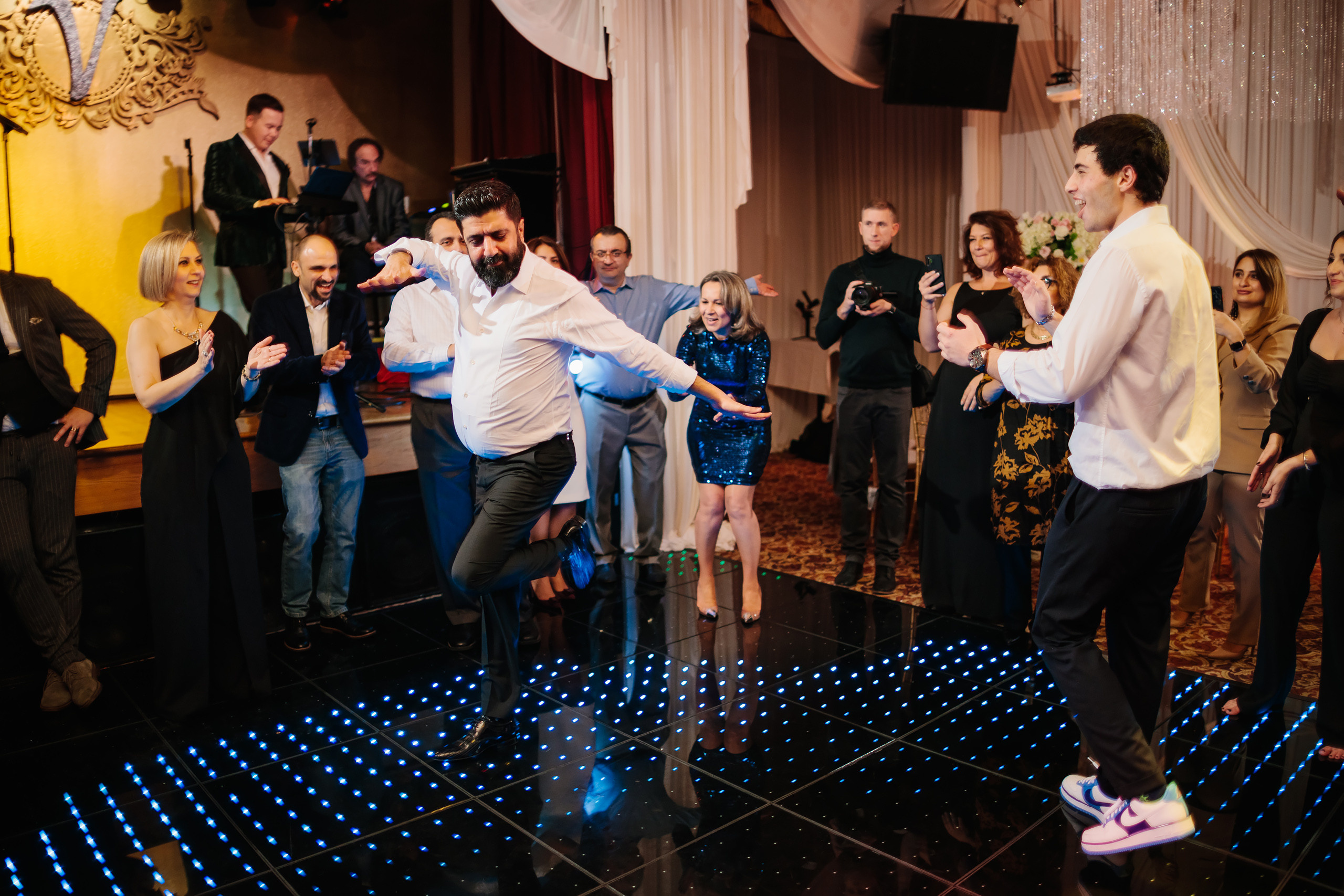 12.17.2021 Wedding. Wedding family event photographer in Chicago Nick Yushevich