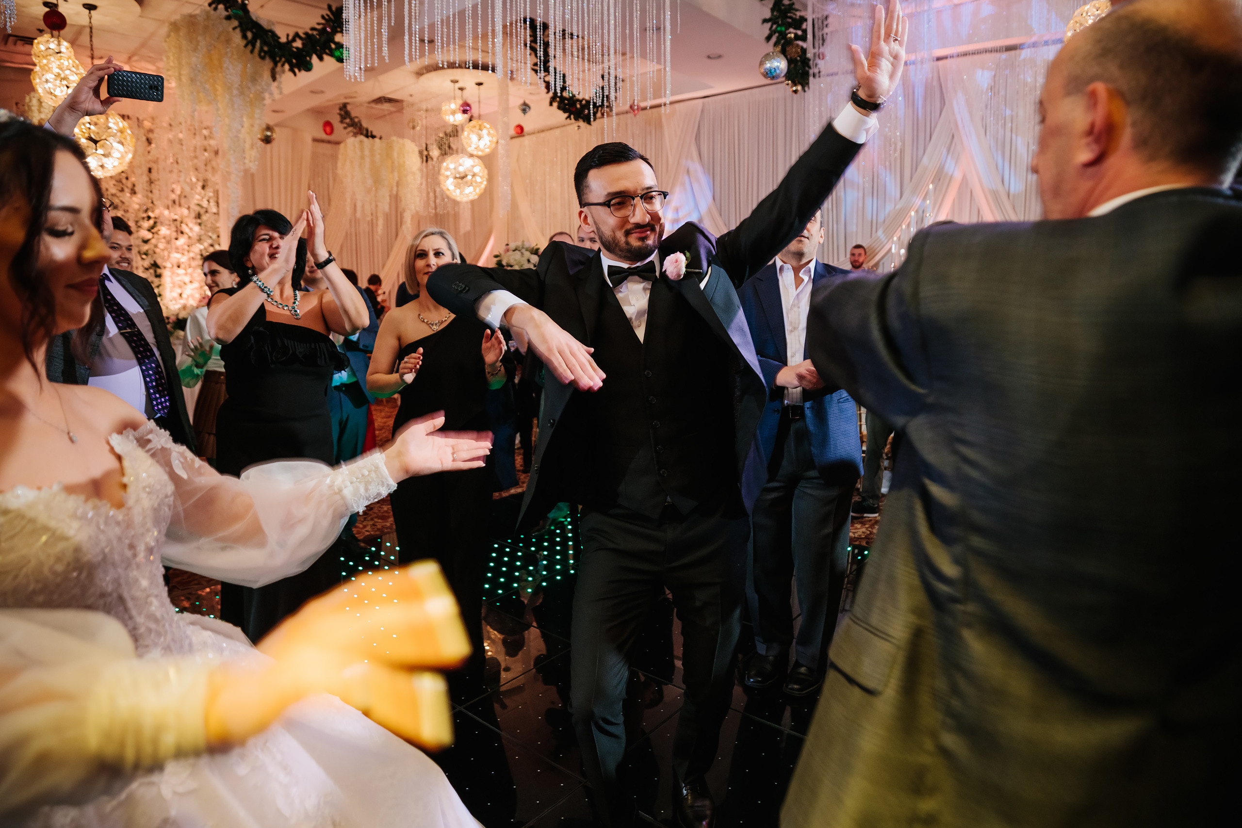 12.17.2021 Wedding. Wedding family event photographer in Chicago Nick Yushevich