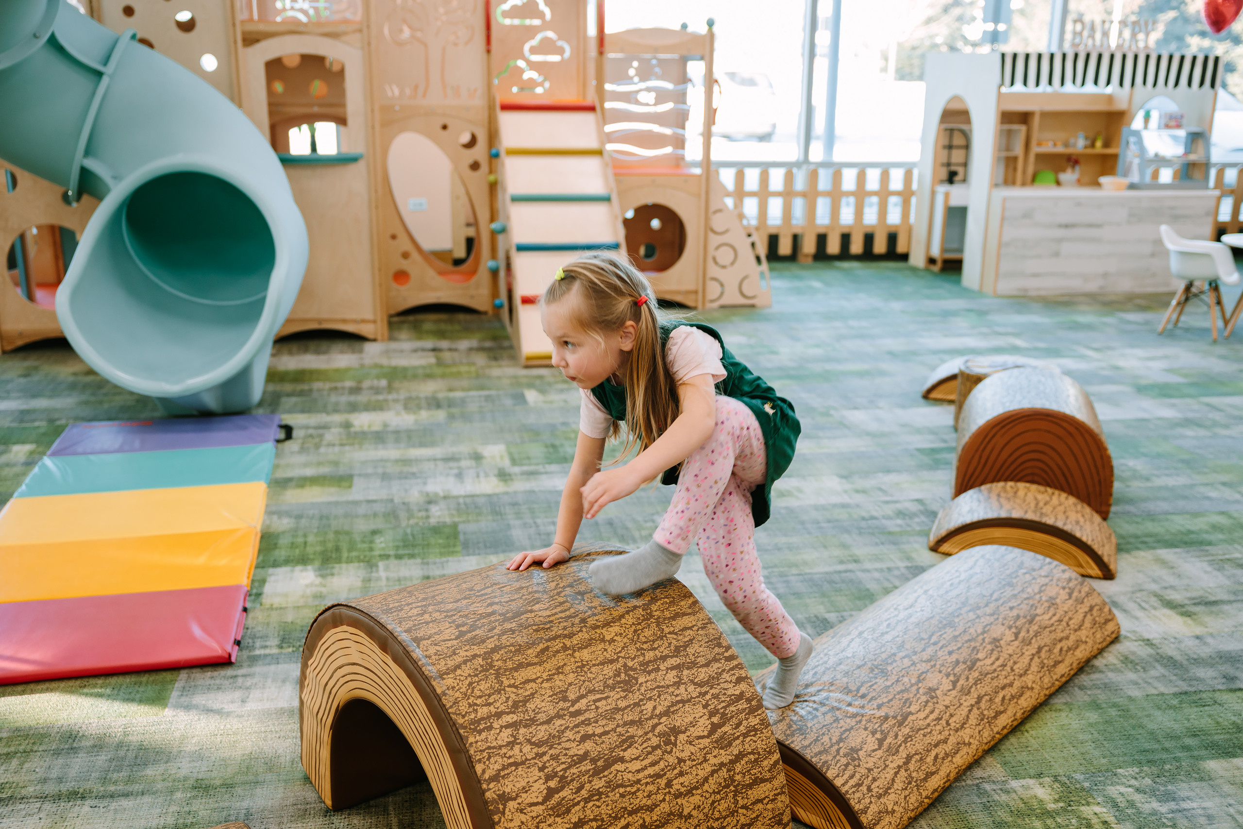 02.19.2022 Birthday Party. Wedding family event photographer in Chicago Nick Yushevich