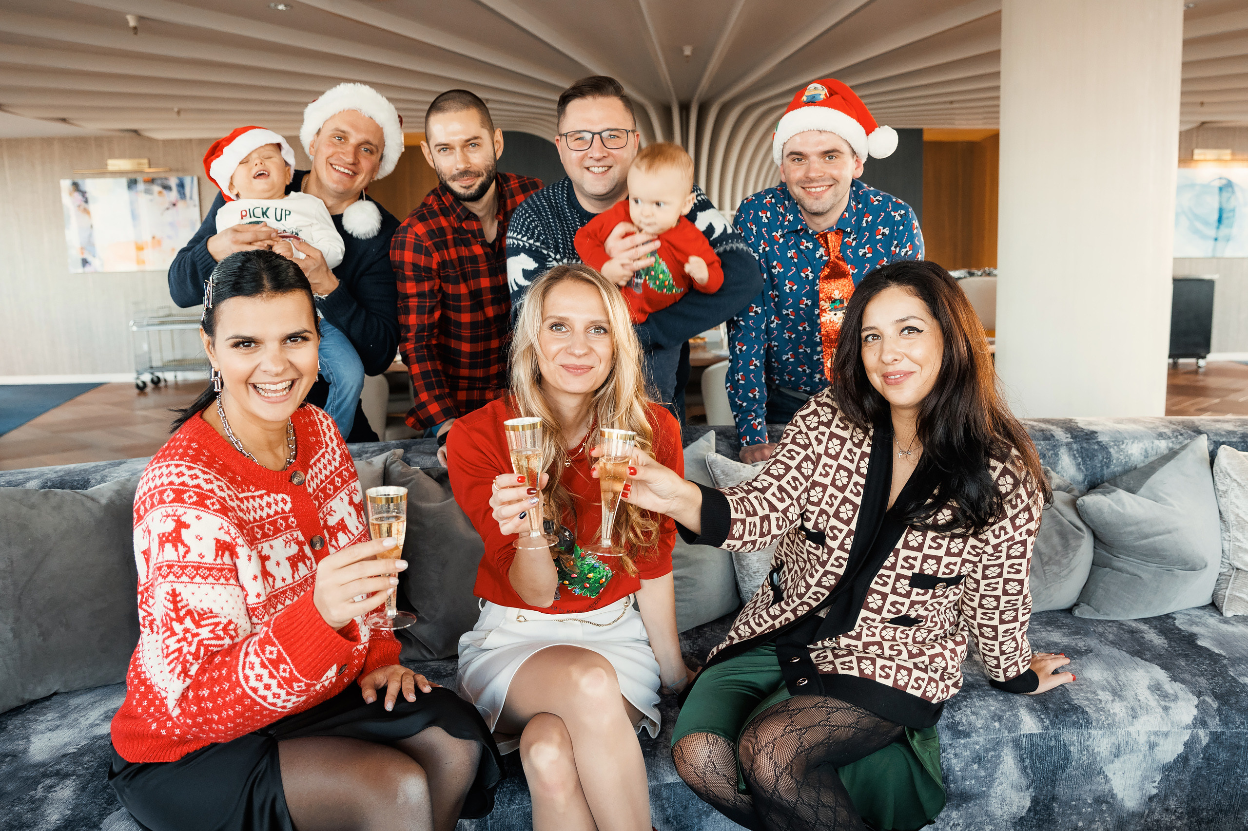 12192021 Christmas Photoshoot. Wedding family event photographer in Chicago Nick Yushevich