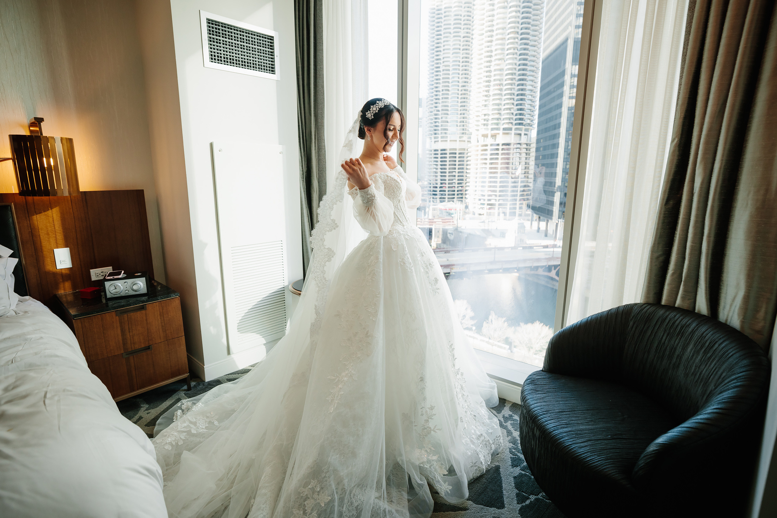 12.17.2021 Wedding. Wedding family event photographer in Chicago Nick Yushevich