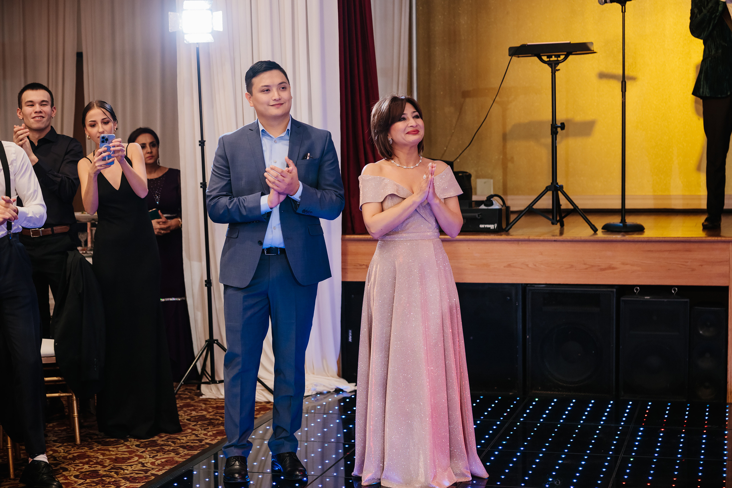 12.17.2021 Wedding. Wedding family event photographer in Chicago Nick Yushevich