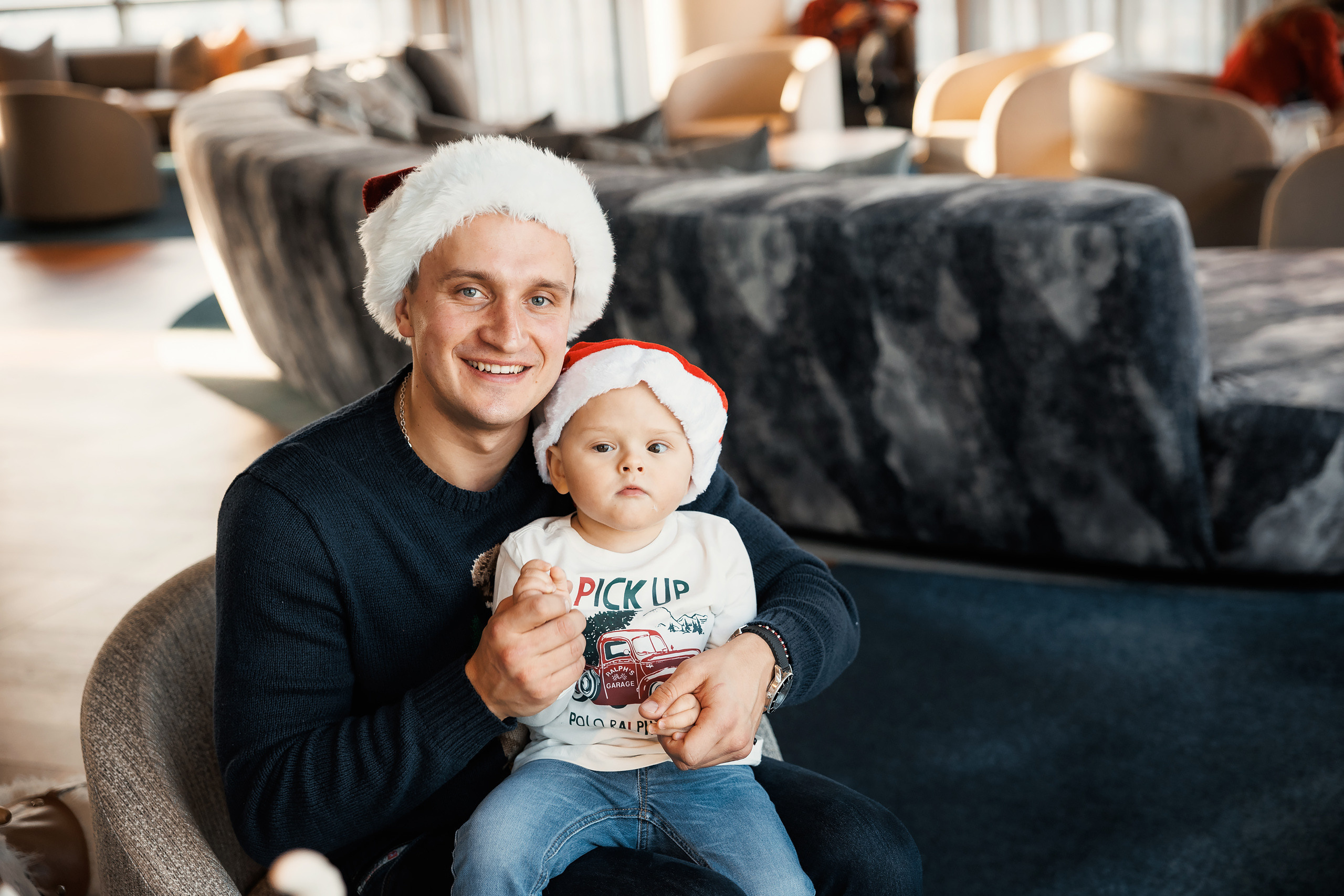 12192021 Christmas Photoshoot. Wedding family event photographer in Chicago Nick Yushevich