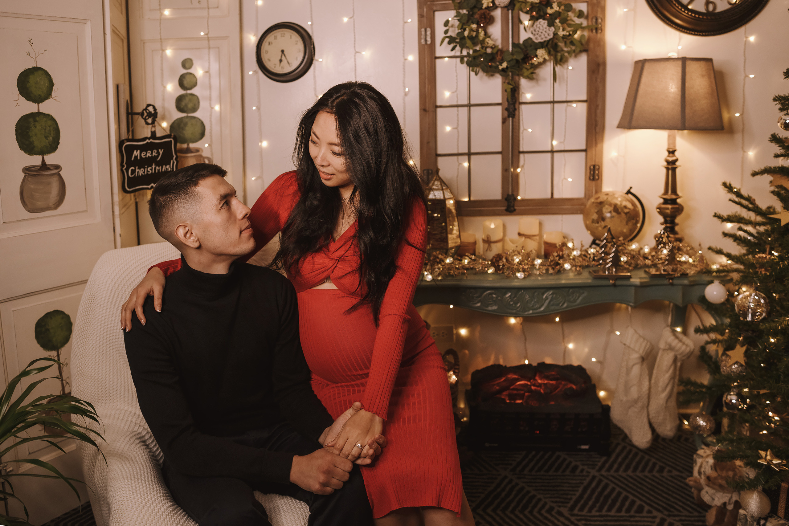 12192021 Christmas Photoshoot 16. Wedding family event photographer in Chicago Nick Yushevich