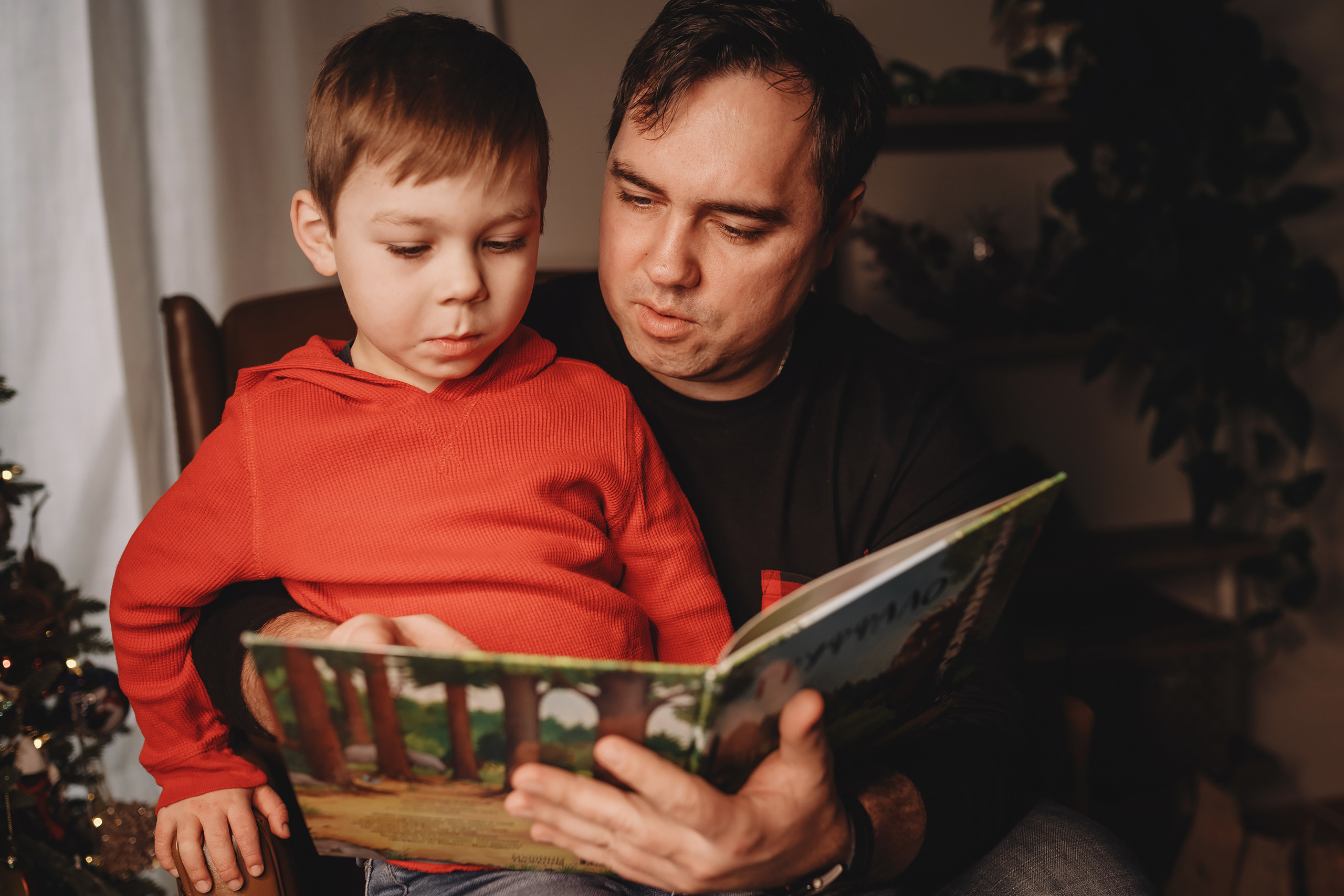 01302022 Christmas Photoshoot. Wedding family event photographer in Chicago Nick Yushevich