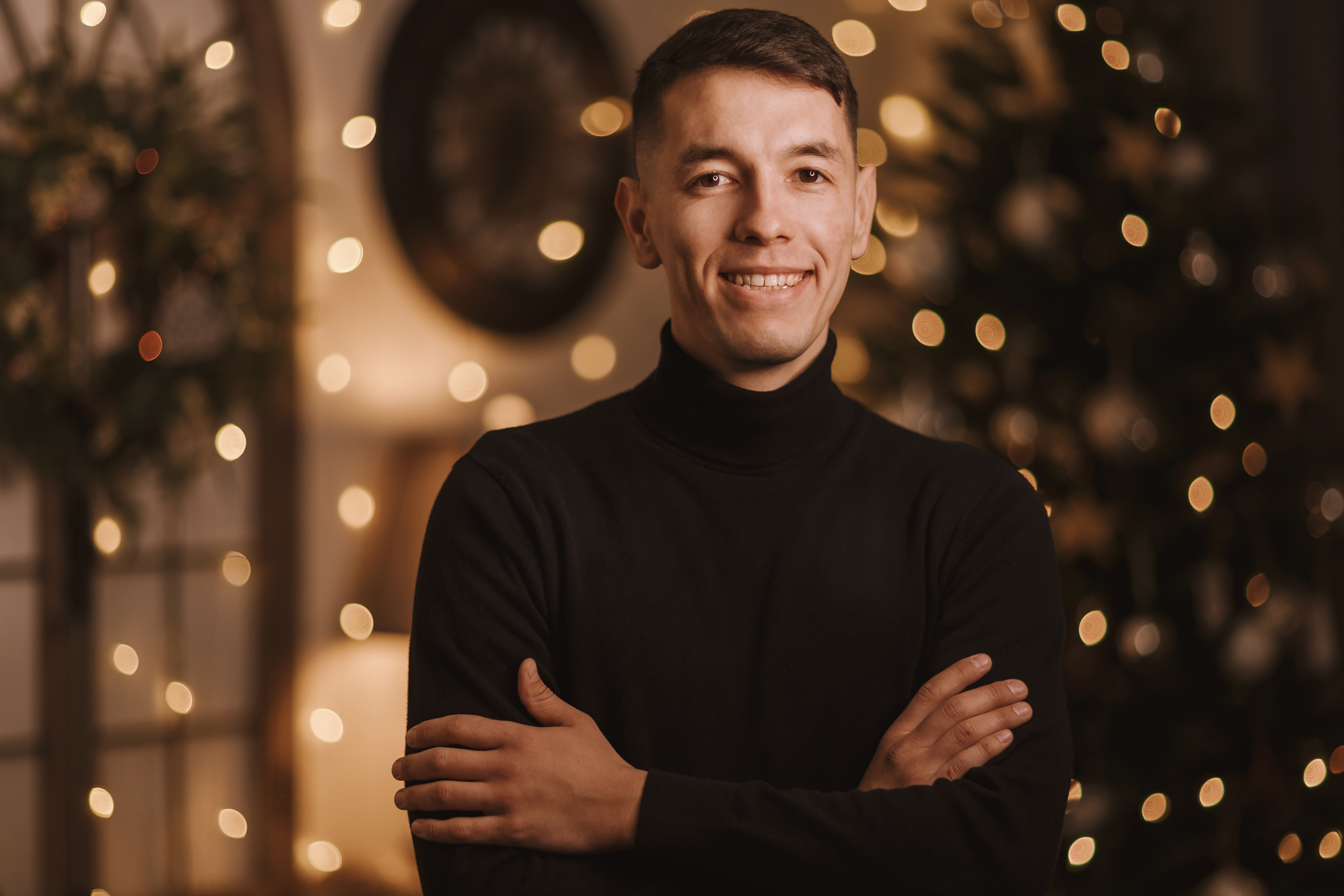 12192021 Christmas Photoshoot 16. Wedding family event photographer in Chicago Nick Yushevich