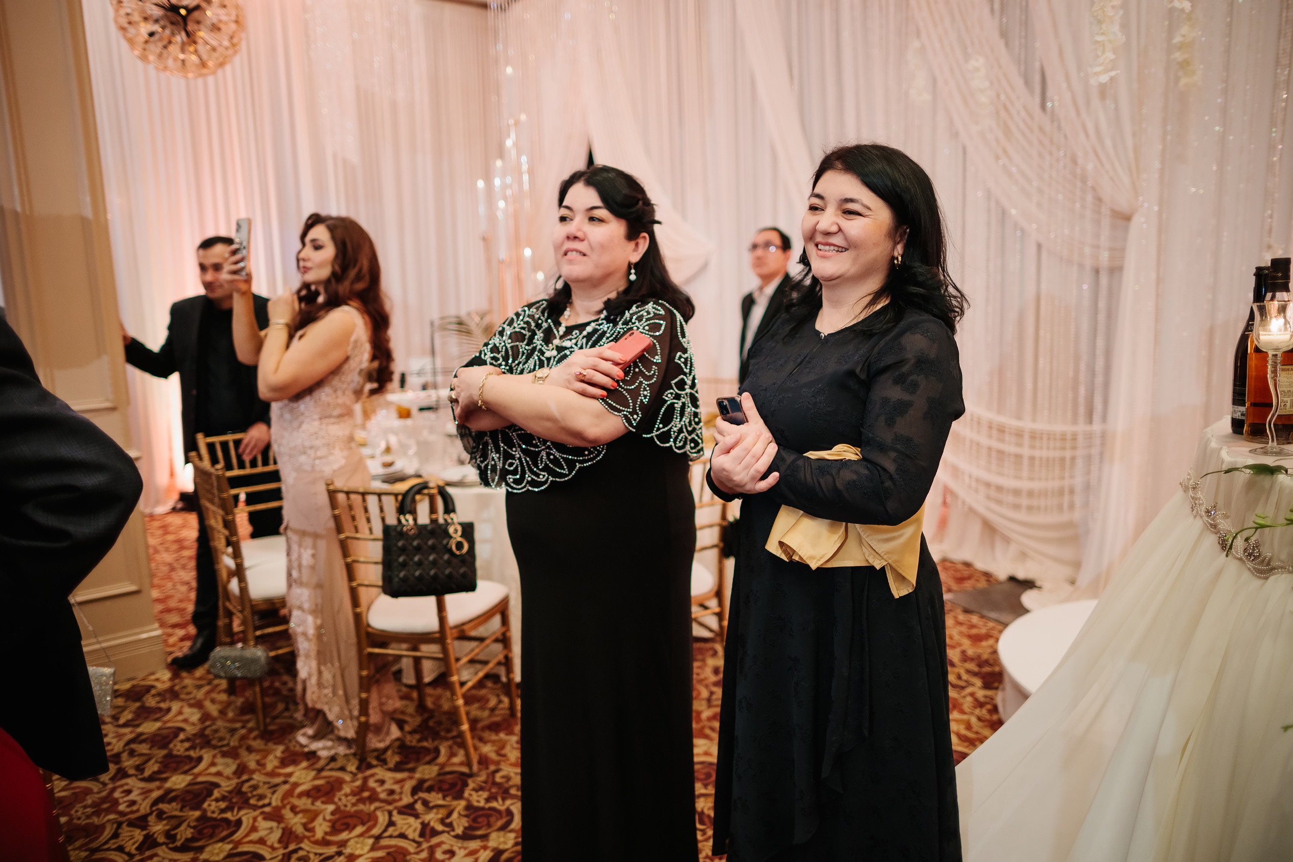 12.17.2021 Wedding. Wedding family event photographer in Chicago Nick Yushevich