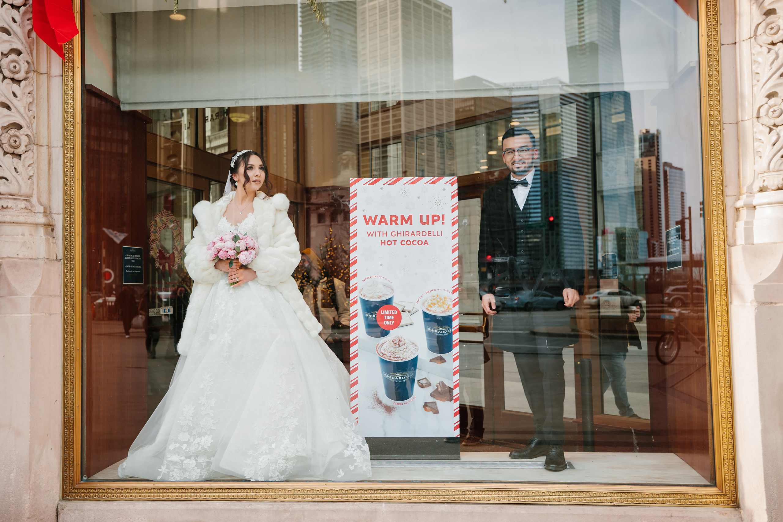 12.17.2021 Wedding. Wedding family event photographer in Chicago Nick Yushevich