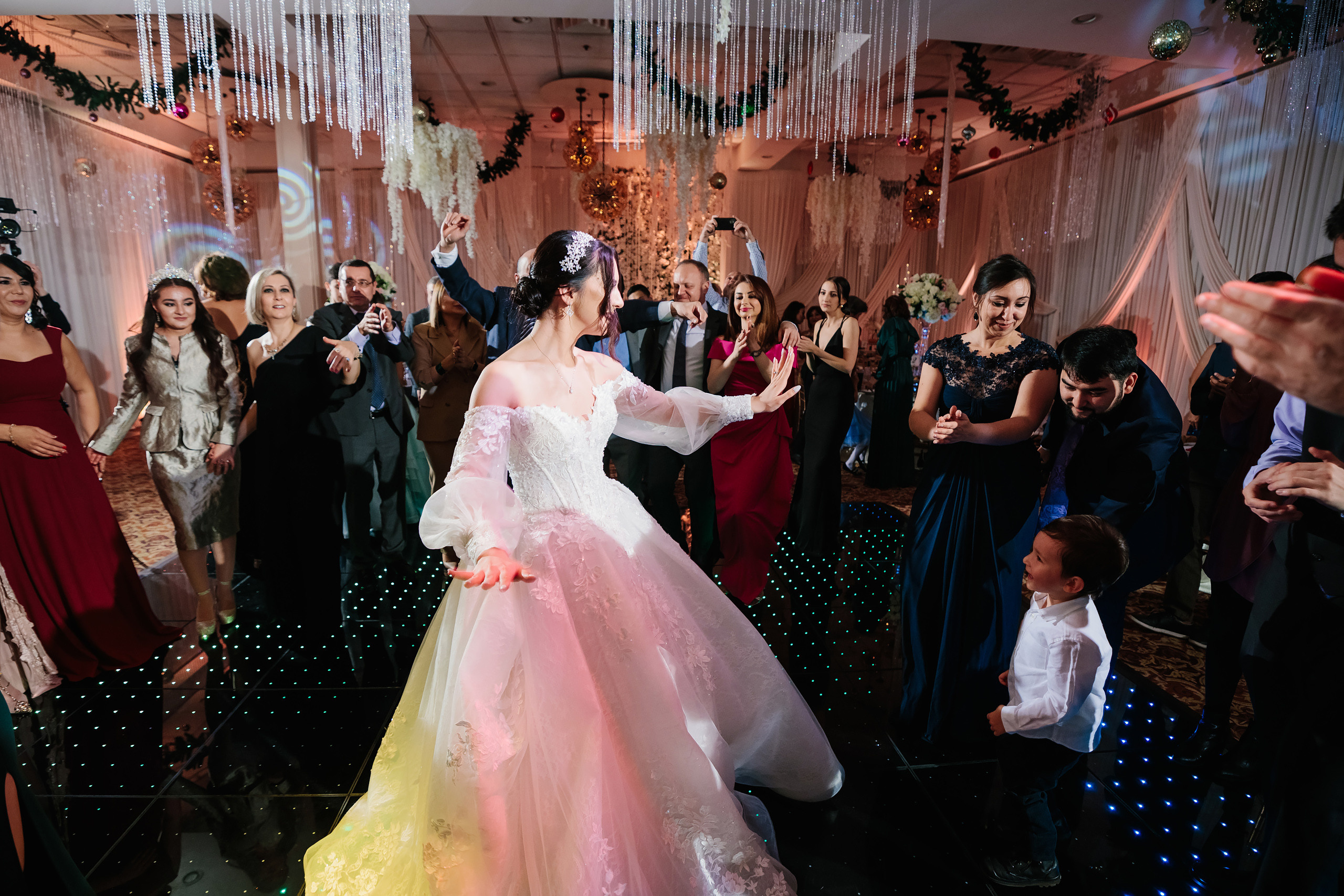 12.17.2021 Wedding. Wedding family event photographer in Chicago Nick Yushevich