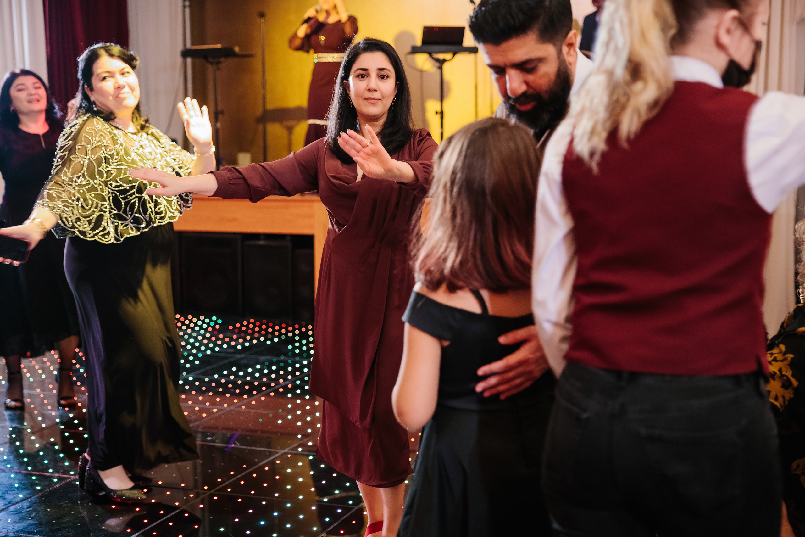 12.17.2021 Wedding. Wedding family event photographer in Chicago Nick Yushevich