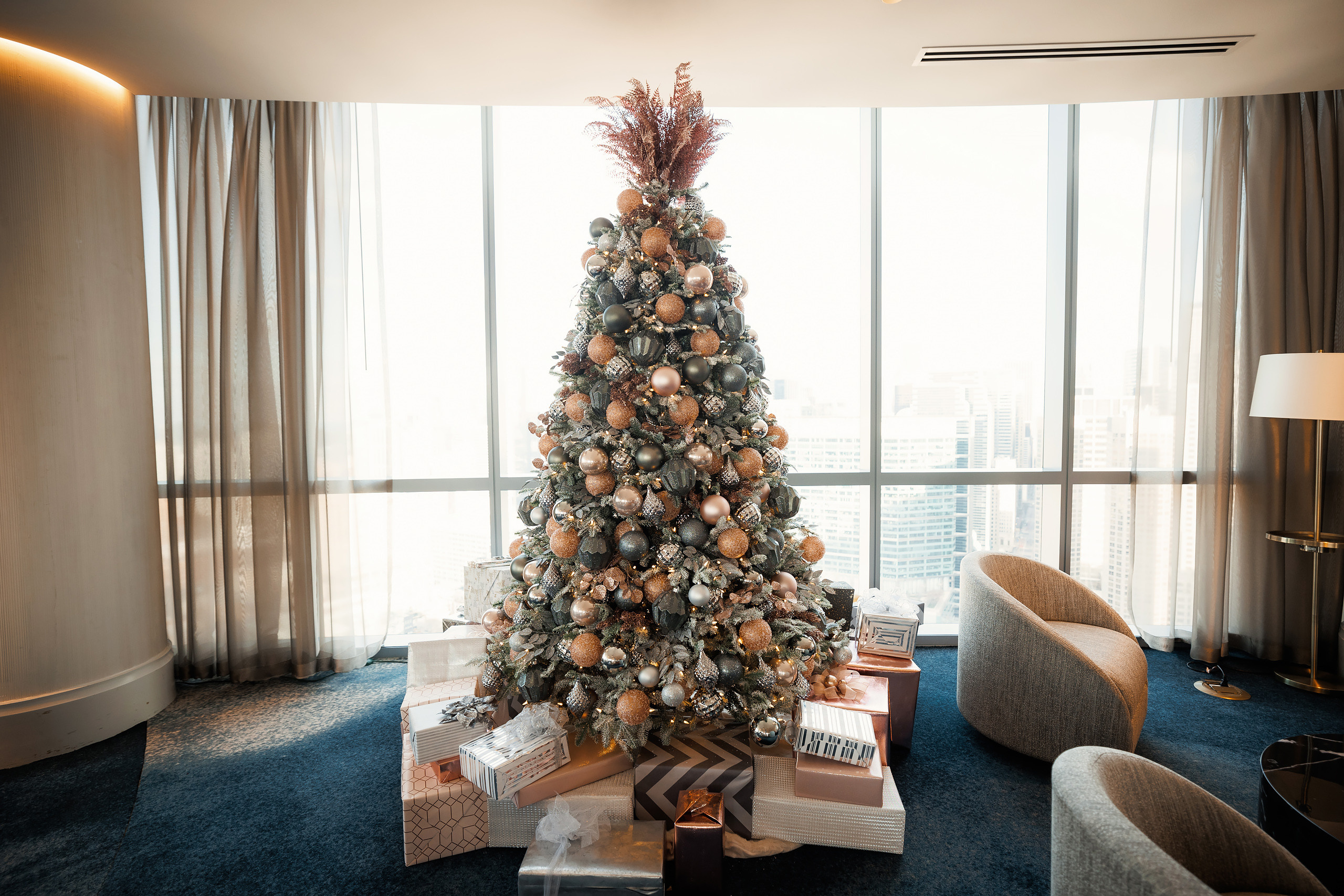 12192021 Christmas Photoshoot. Wedding family event photographer in Chicago Nick Yushevich