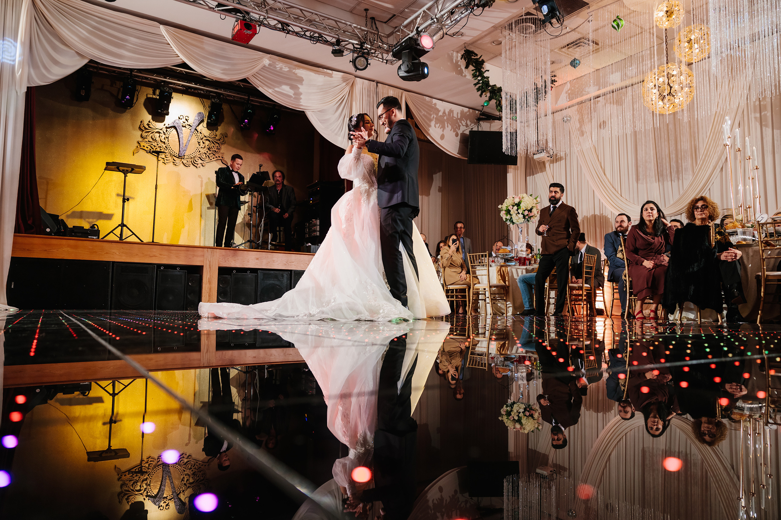 12.17.2021 Wedding. Wedding family event photographer in Chicago Nick Yushevich