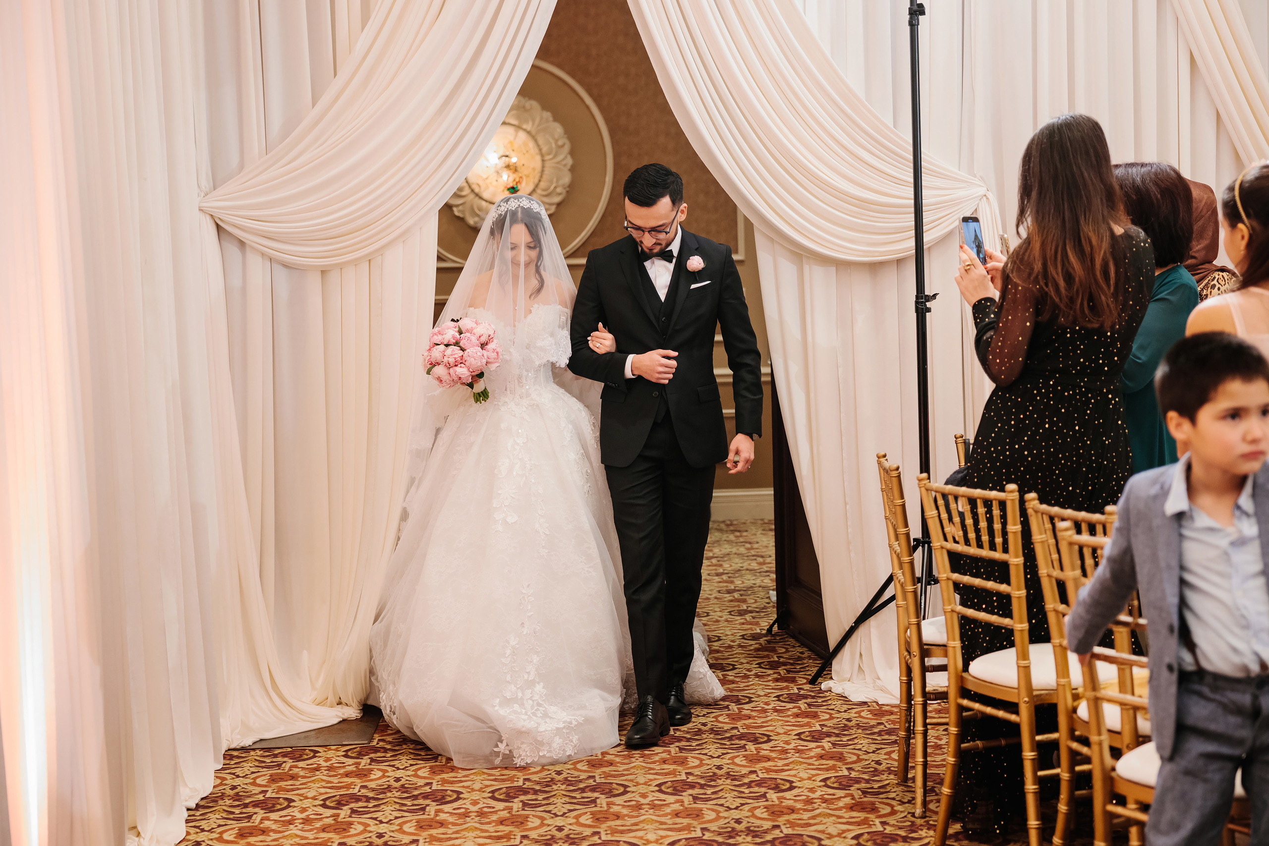 12.17.2021 Wedding. Wedding family event photographer in Chicago Nick Yushevich