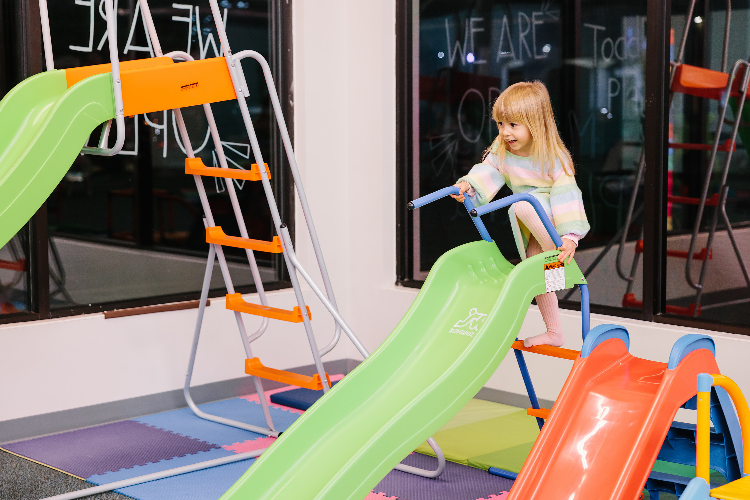 12.18.2021 Birthday Party. Wedding family event photographer in Chicago Nick Yushevich