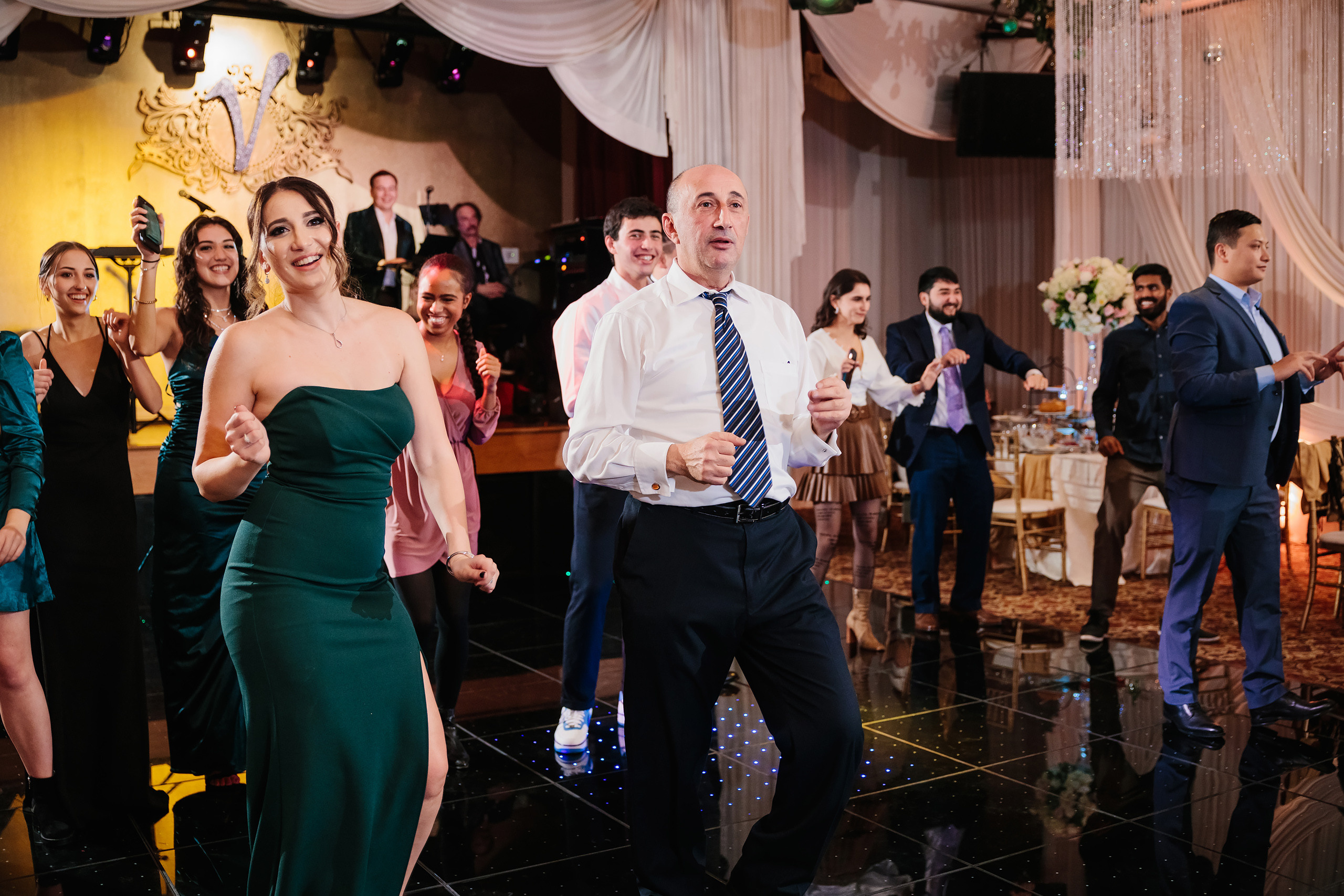 12.17.2021 Wedding. Wedding family event photographer in Chicago Nick Yushevich