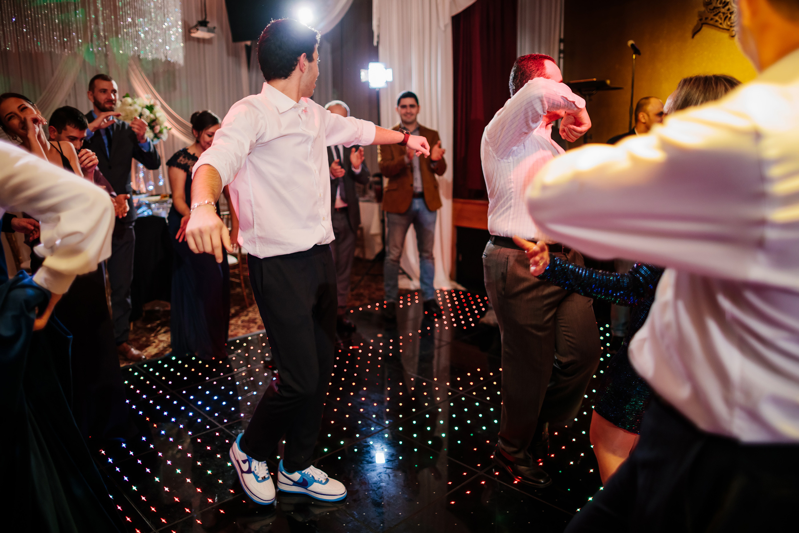 12.17.2021 Wedding. Wedding family event photographer in Chicago Nick Yushevich