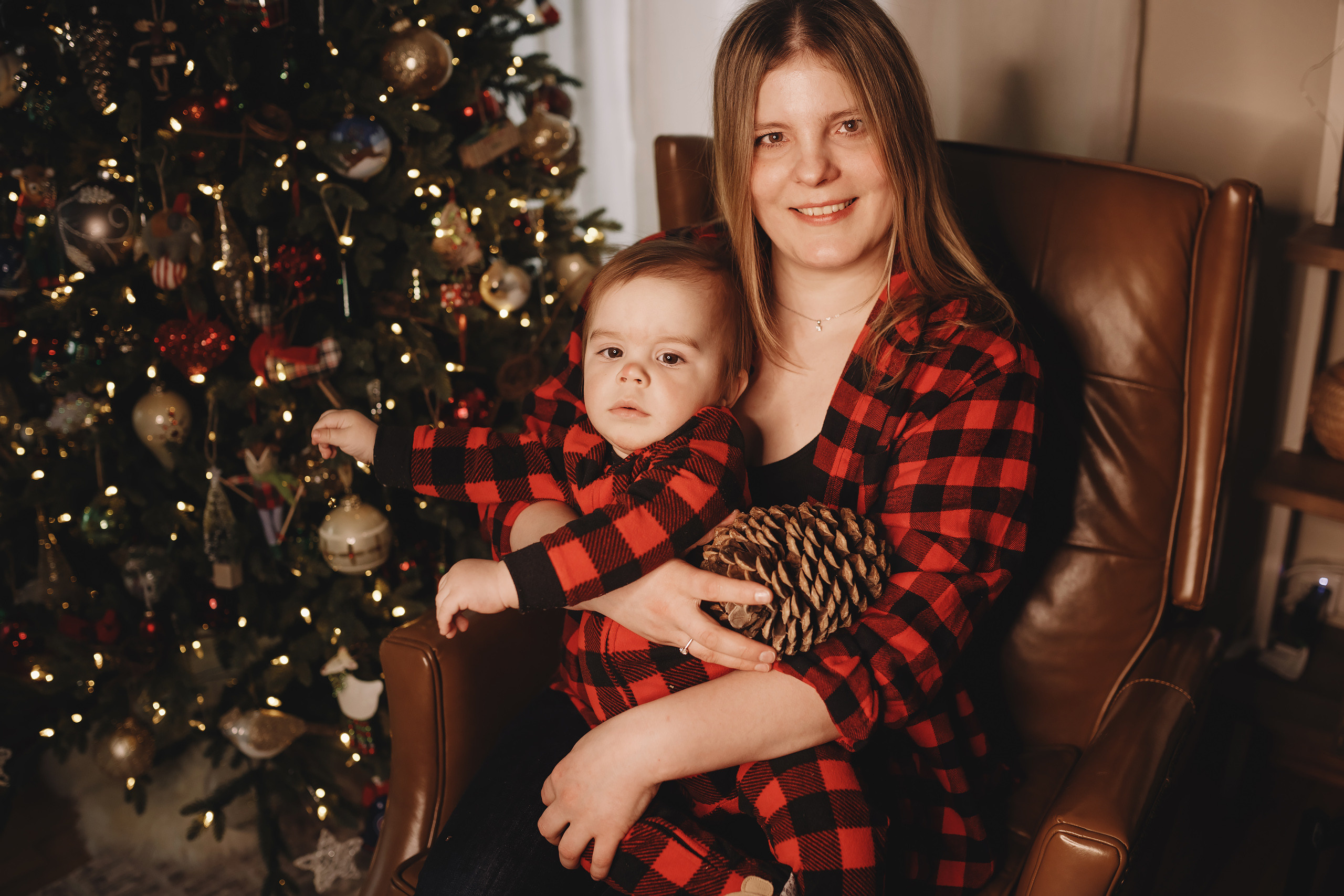 01302022 Christmas Photoshoot. Wedding family event photographer in Chicago Nick Yushevich