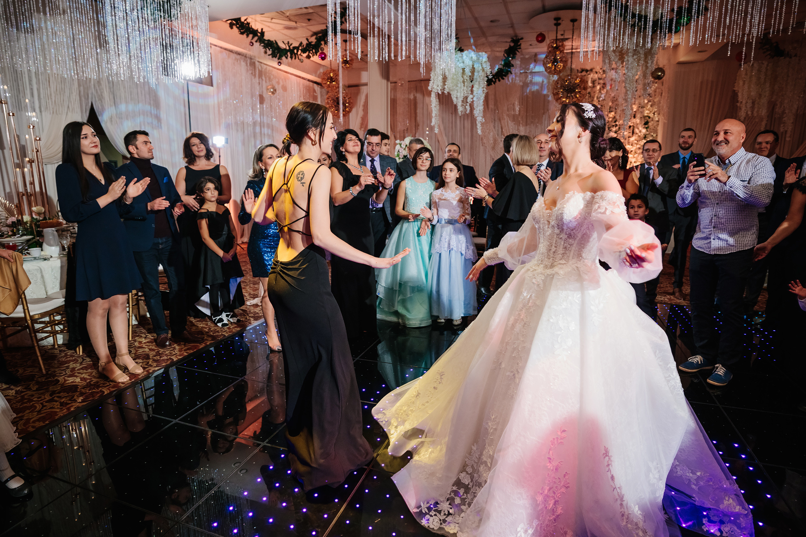 12.17.2021 Wedding. Wedding family event photographer in Chicago Nick Yushevich