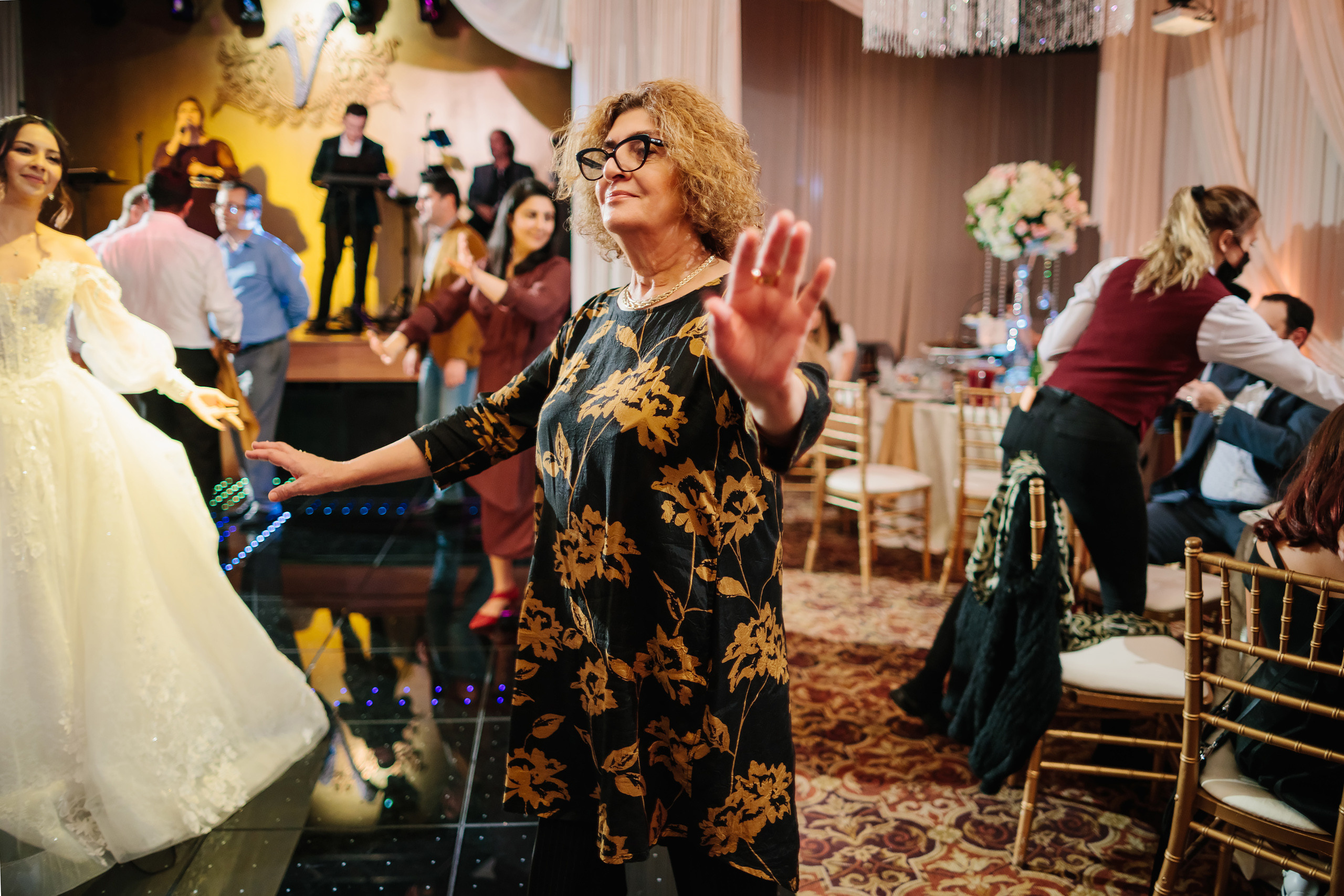 12.17.2021 Wedding. Wedding family event photographer in Chicago Nick Yushevich