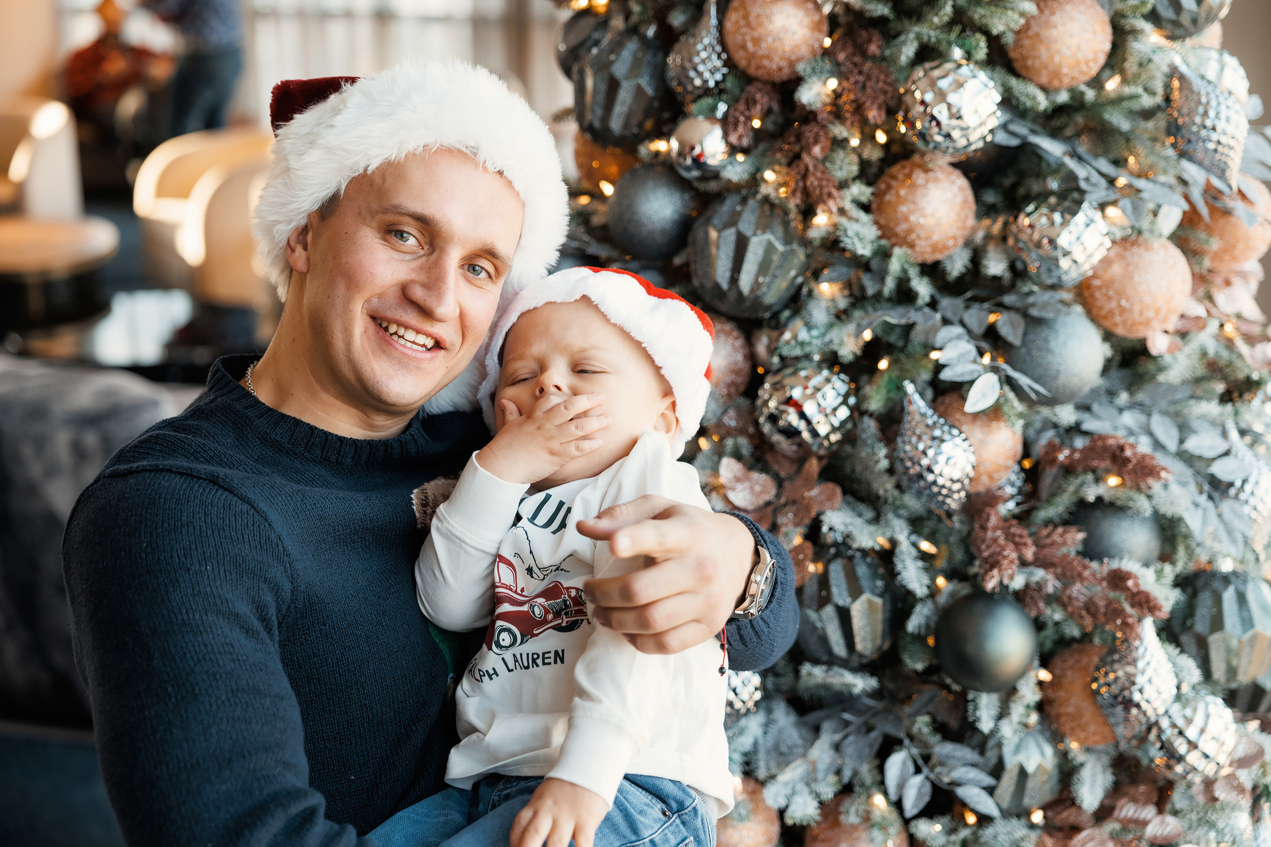 12192021 Christmas Photoshoot. Wedding family event photographer in Chicago Nick Yushevich