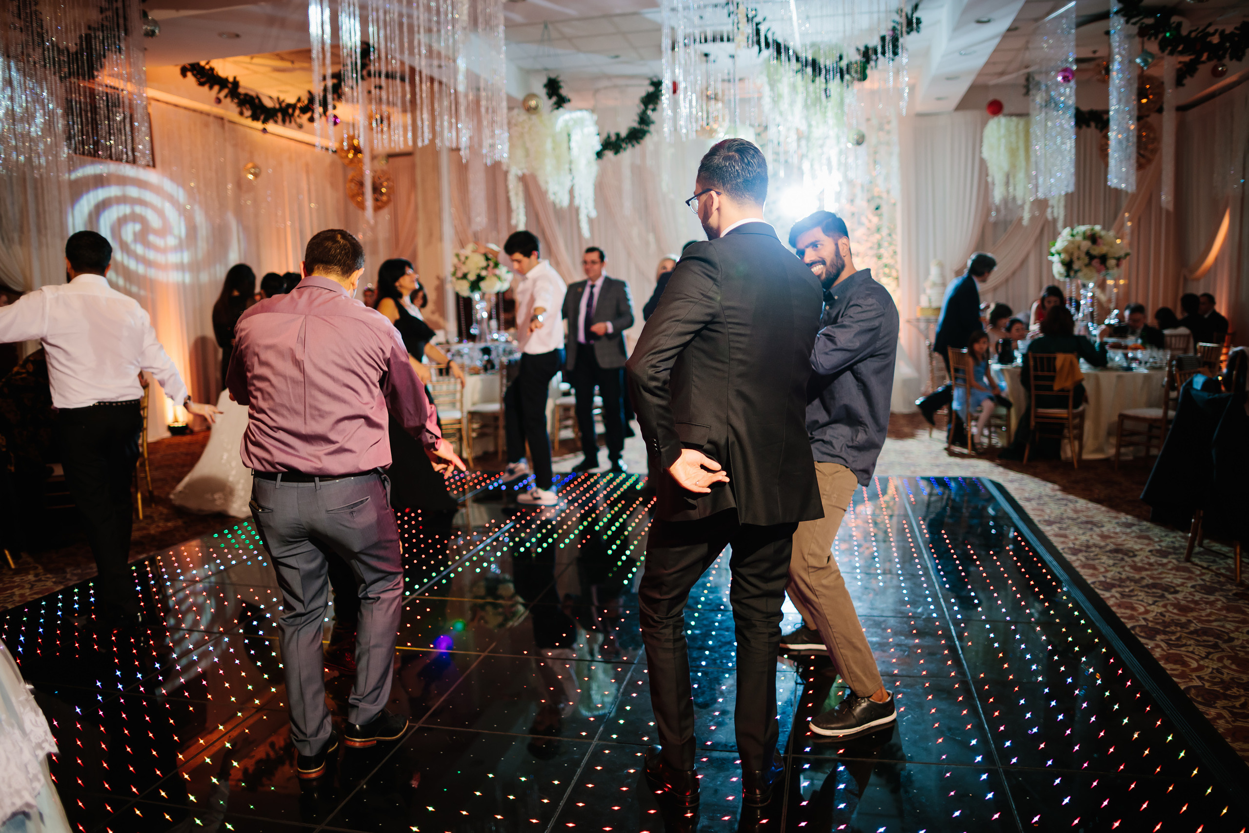 12.17.2021 Wedding. Wedding family event photographer in Chicago Nick Yushevich